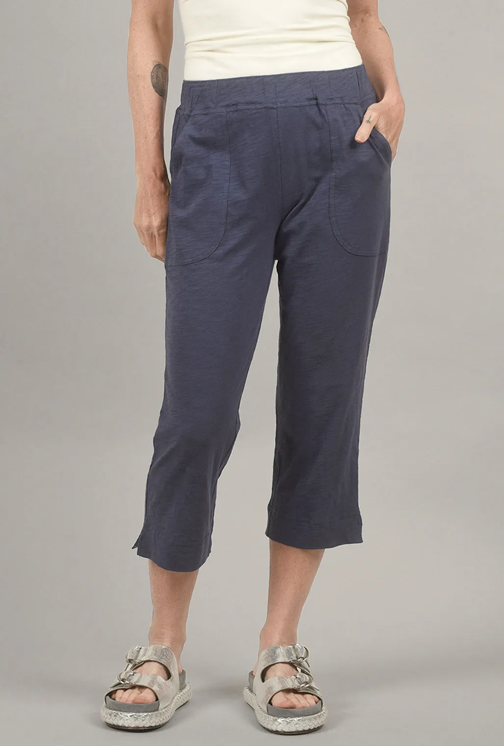 Cotton Slub Pocket Capri, Navy City Ready