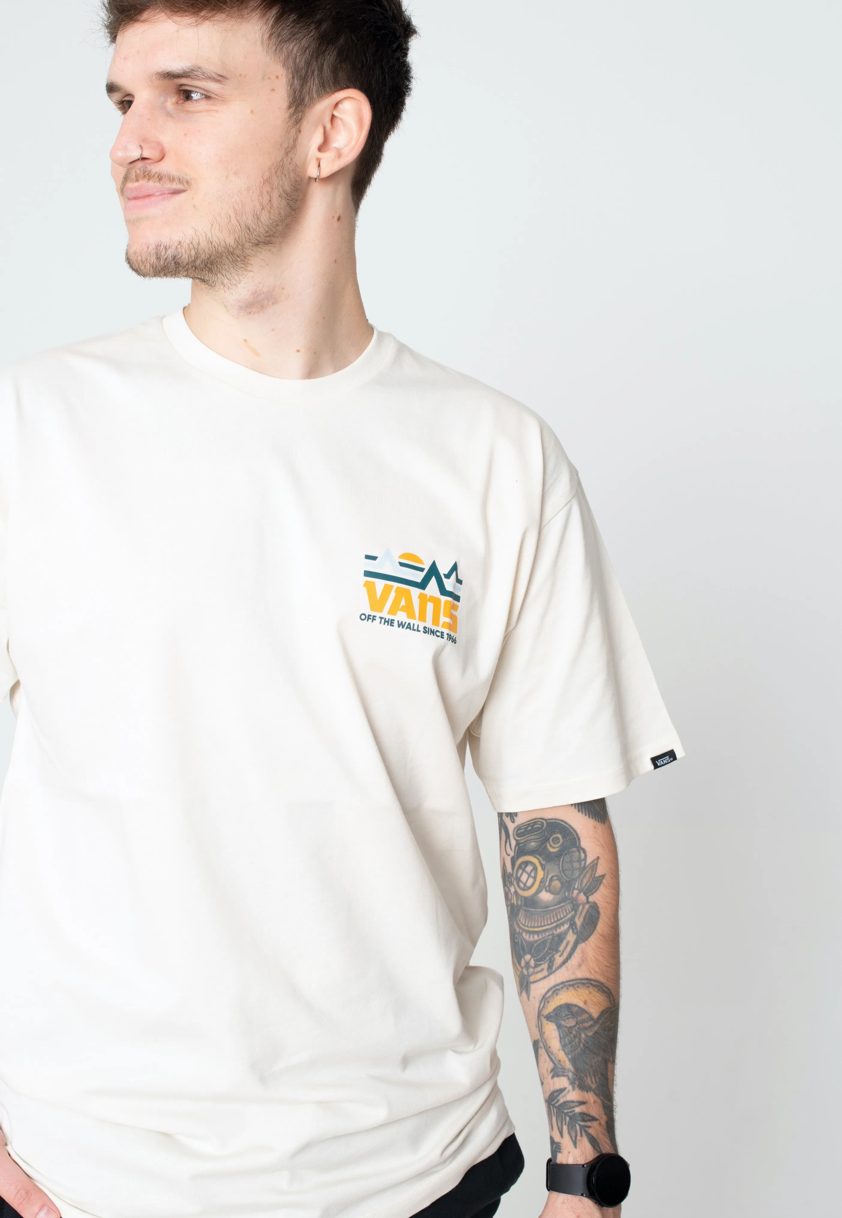 Modern Minimal Vans - MT Vans Antique White - T-Shirt