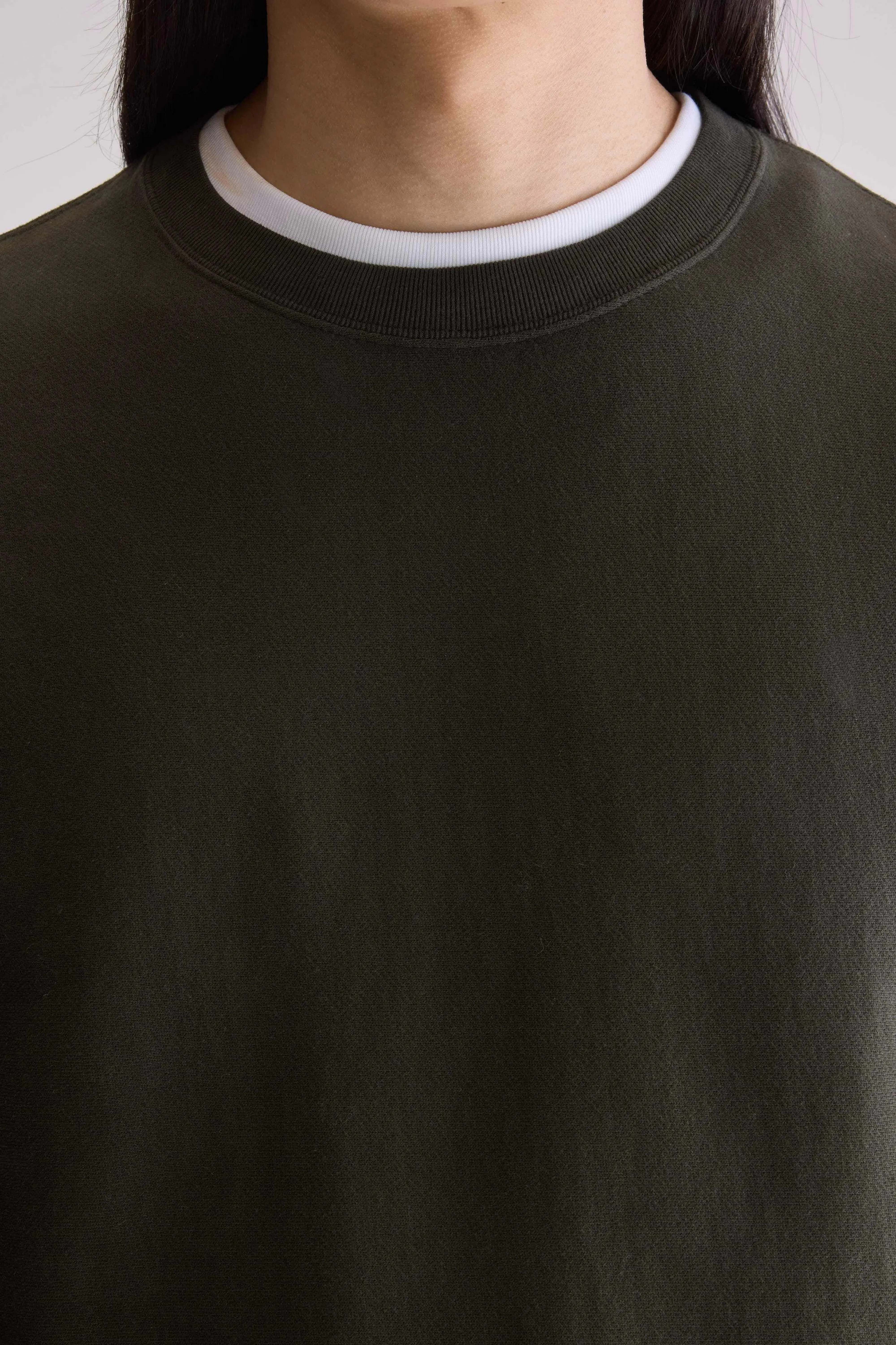 Modern Modern Flake crewneck sweatshirt (252 / M / DARK OLIVE)