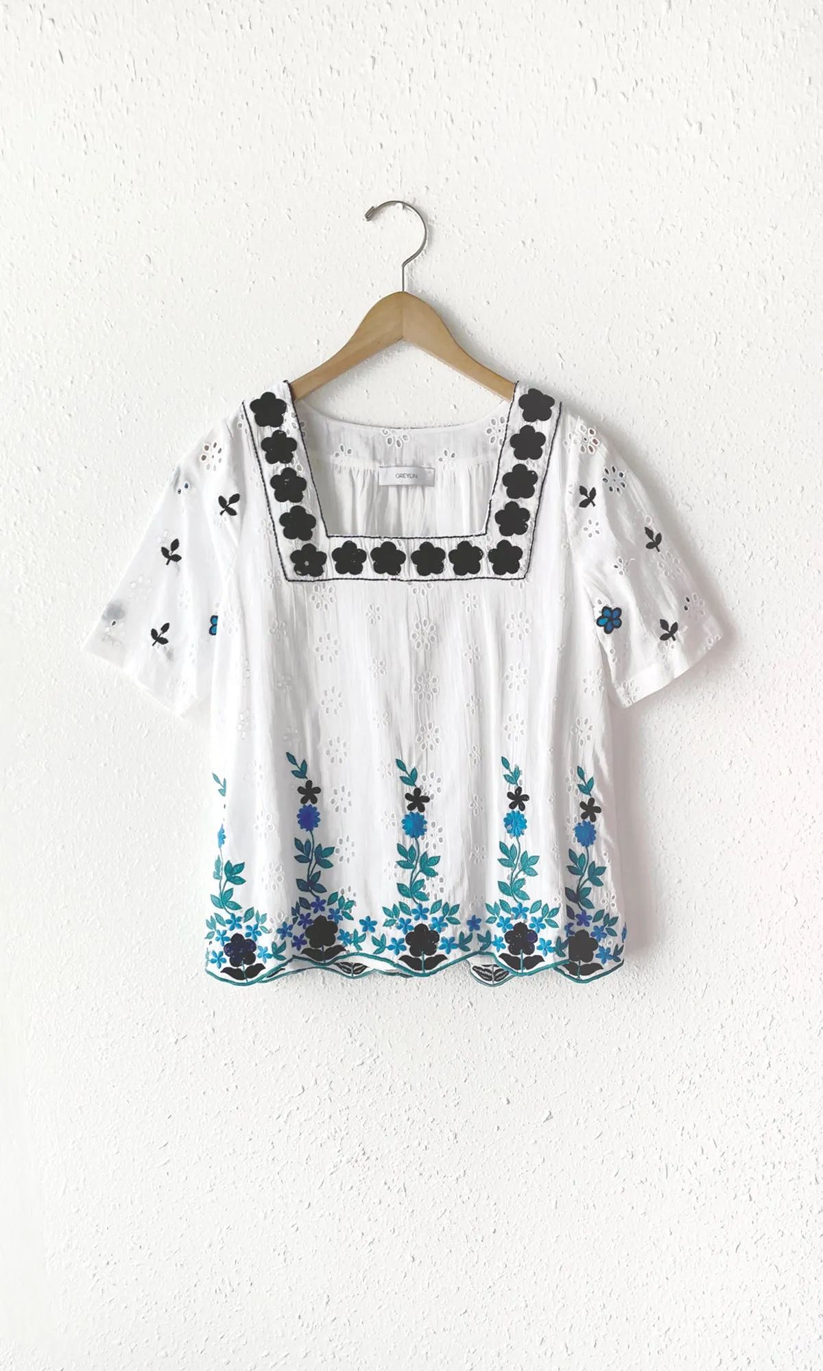 Modern Twist Missi Embroidered Top