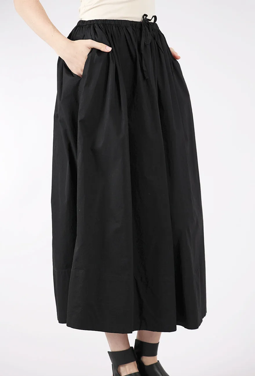 Noelle Poplin Maxi Skirt, Noir Sleek modern
