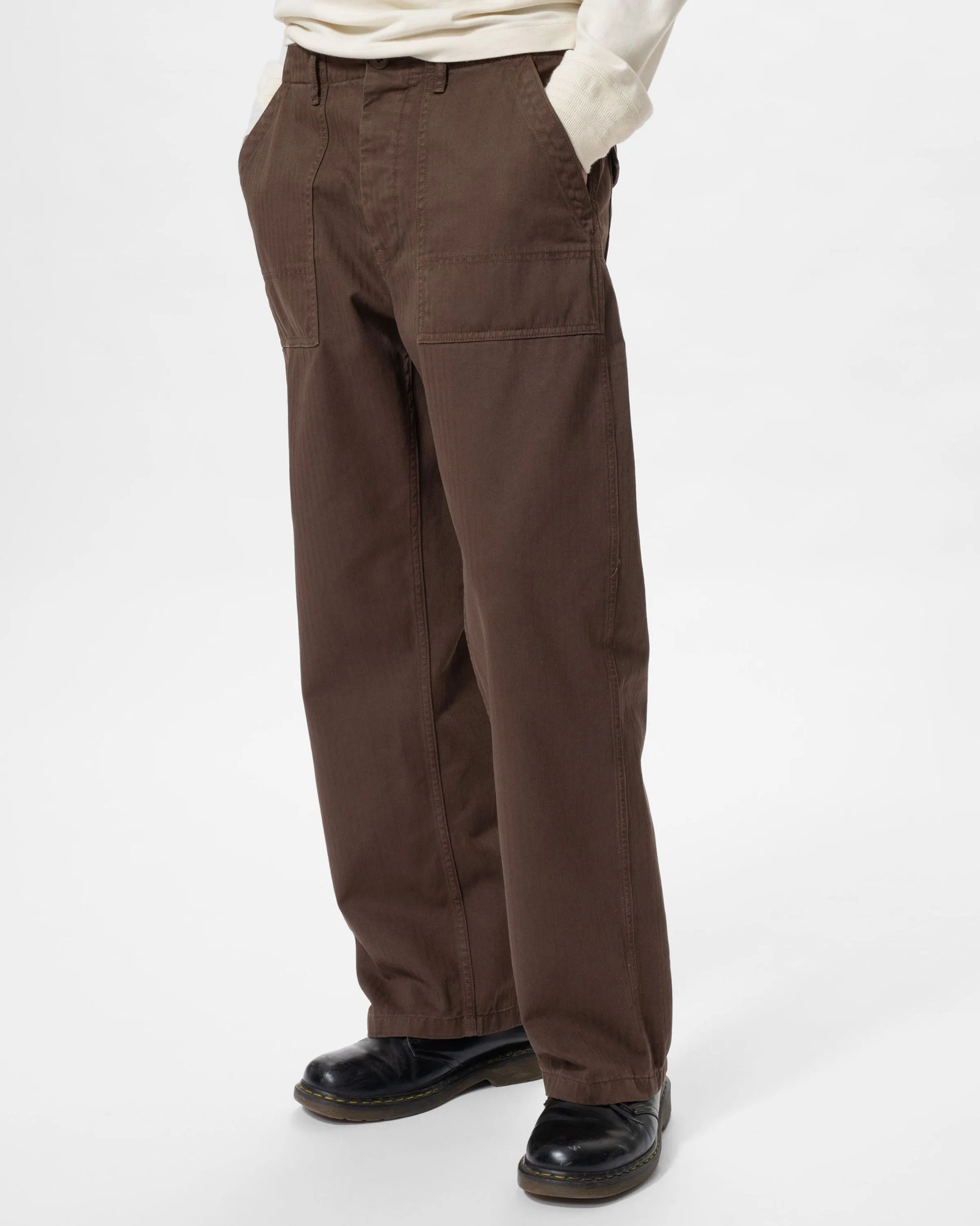 Nudie Tuff Tony Loose Fit Fatigue Pants - Walnut | Nudie Jeans Chinos & Non-Denim Pants | JEANSTORE