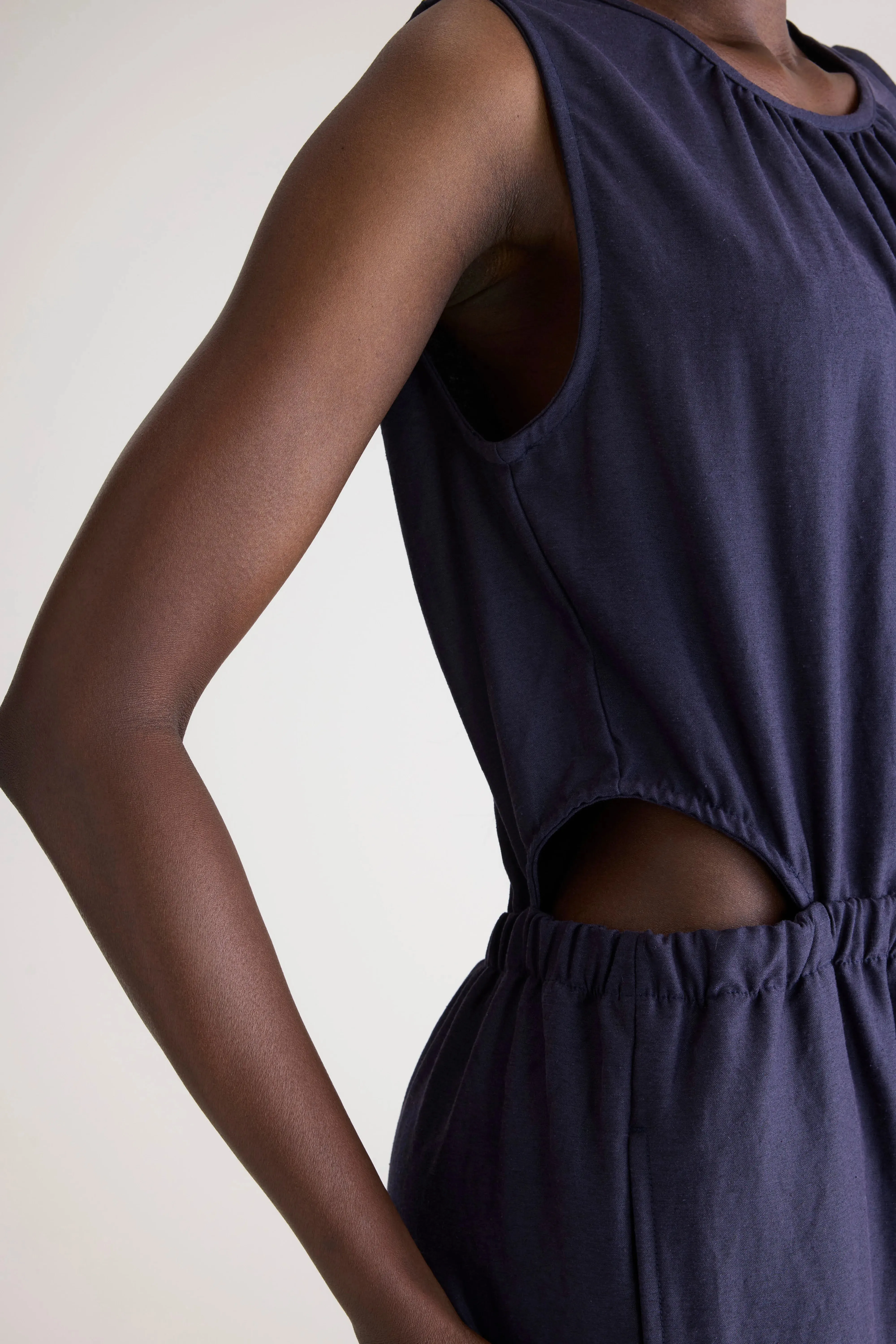 Papaye wide jumpsuit (251 / W / NAVY) Day-to-night fashion