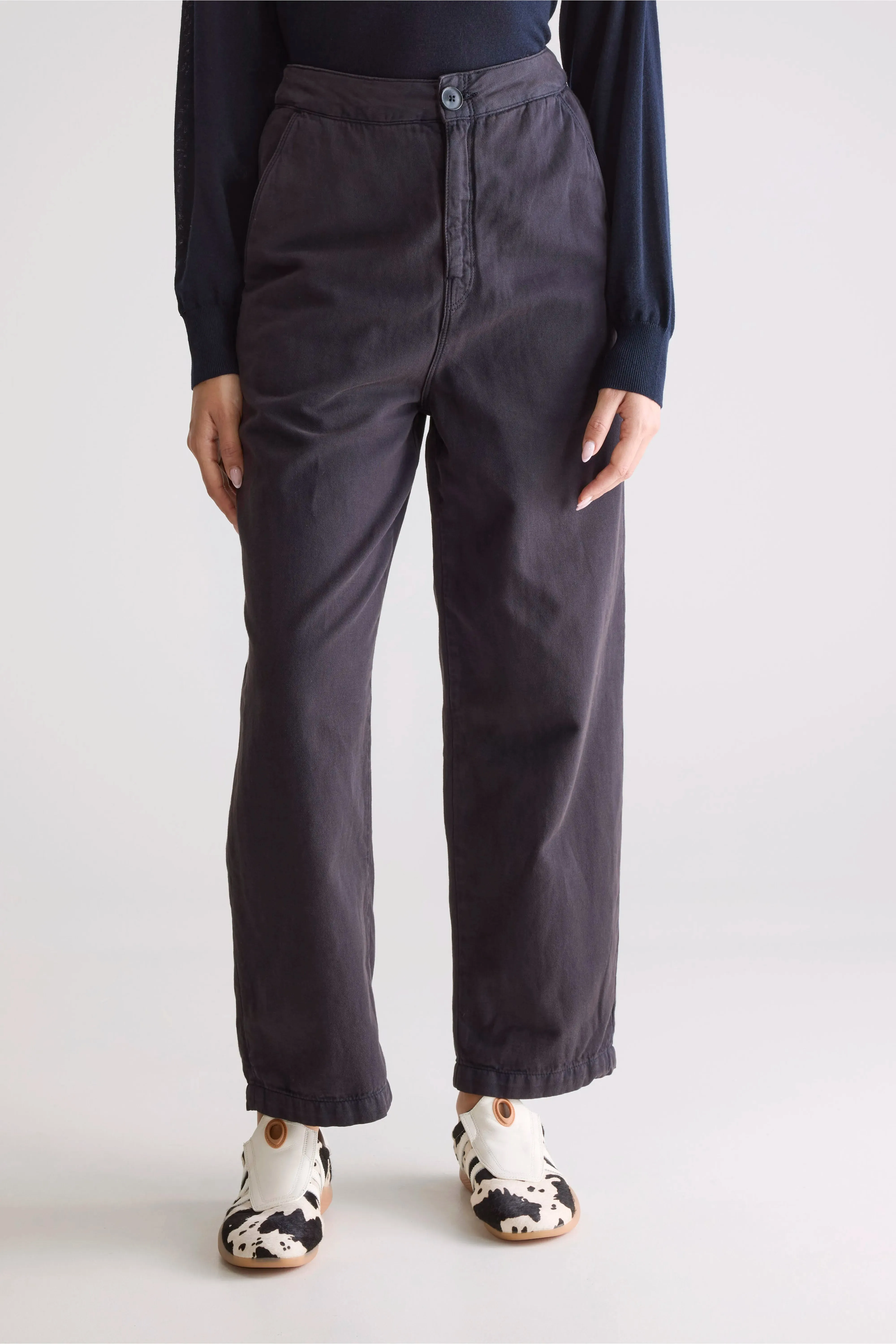 Pasop relaxed trousers (252 / W / OFF BLACK) Office Wear
