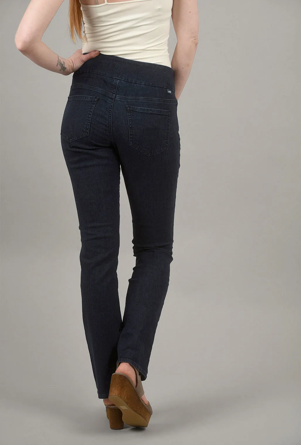 Peri Straight Stretch Denim, Ink Effortless Look