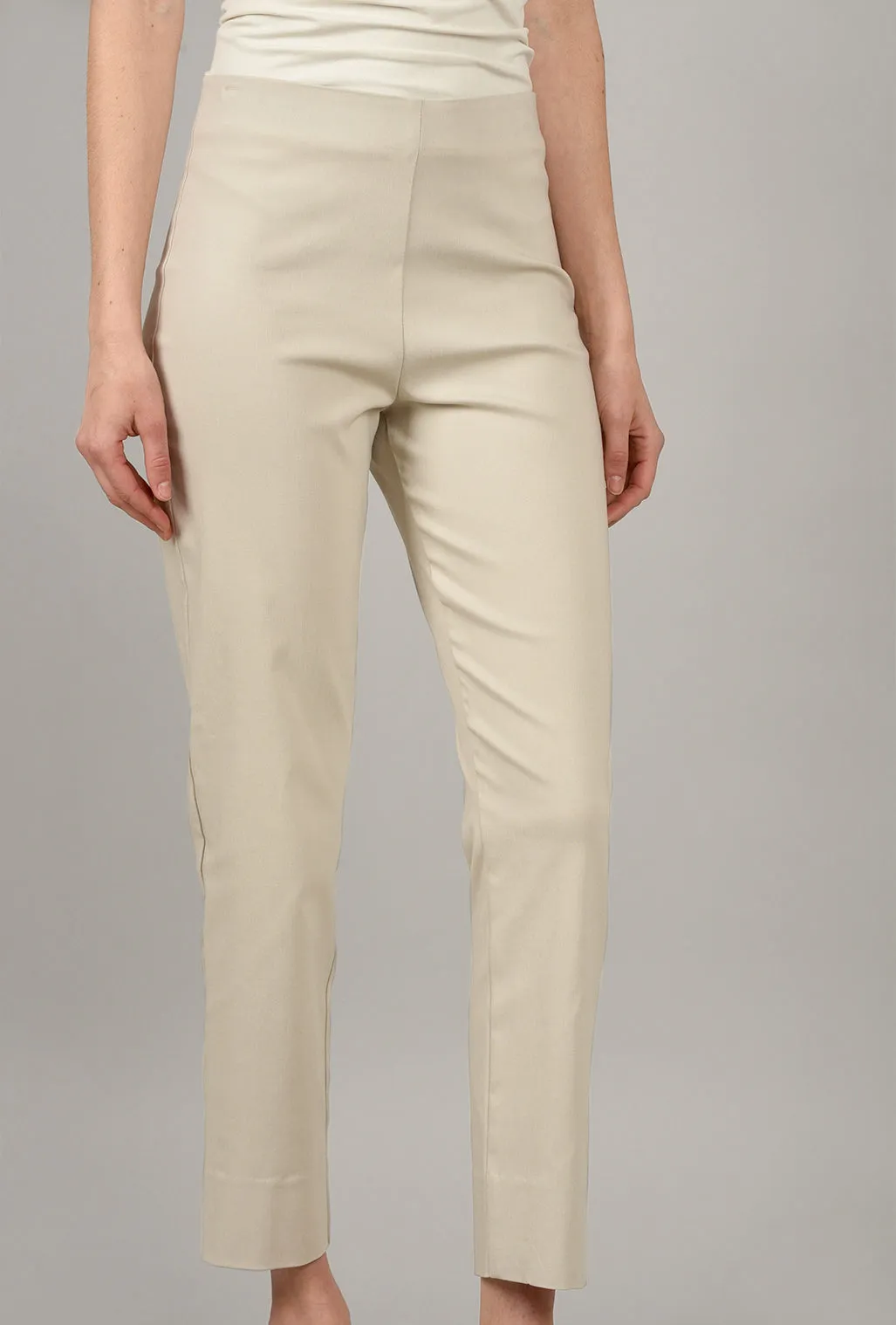 Premium Look Milo Pants, Off-White