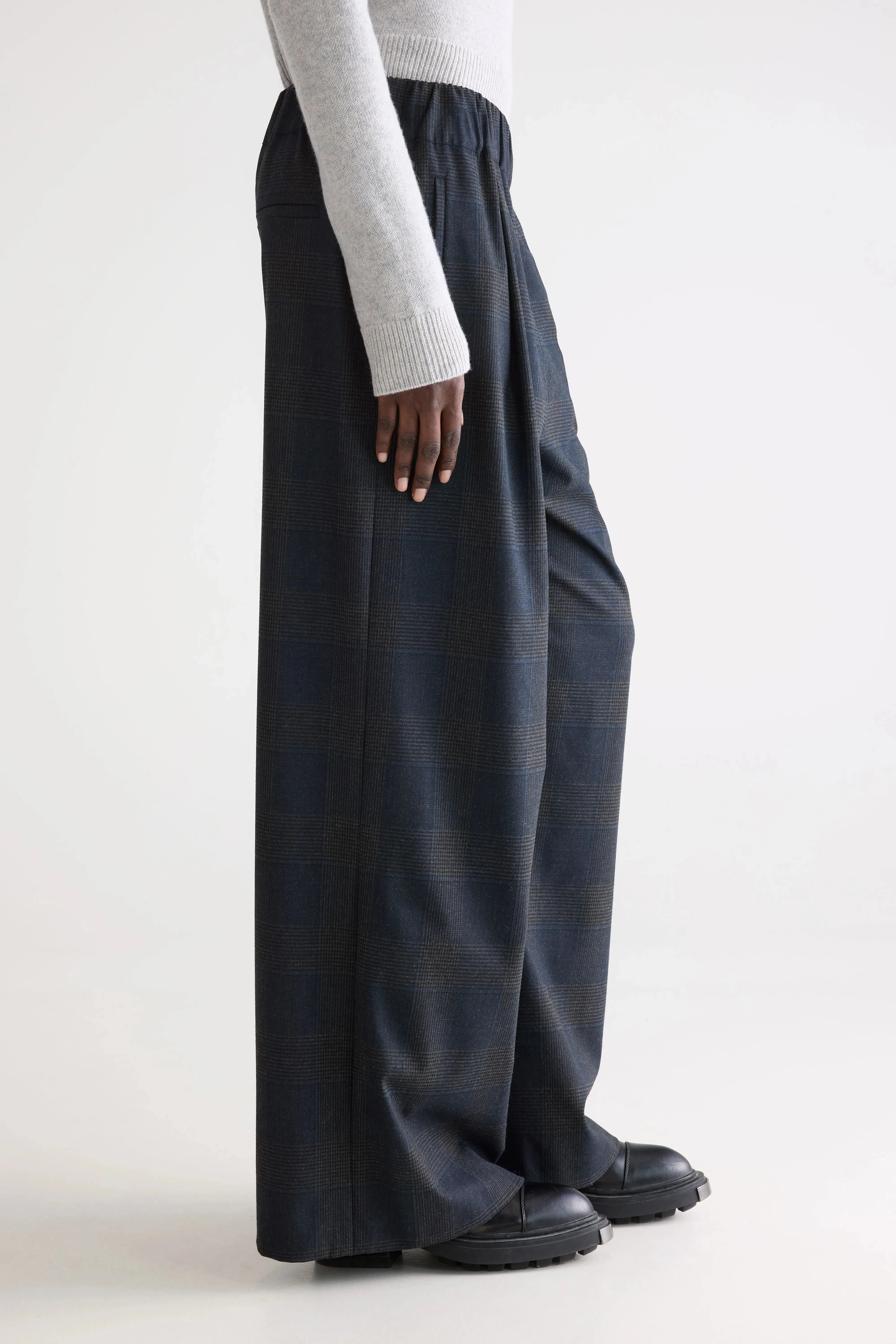 Premium Touch Vespa wide trousers (252 / W / CHECK A)