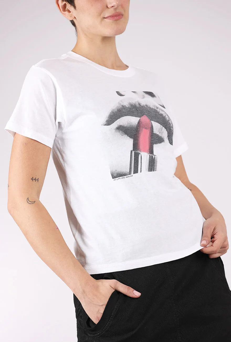 Preppy Style Mushie Tee, White/Lips Are Sealed