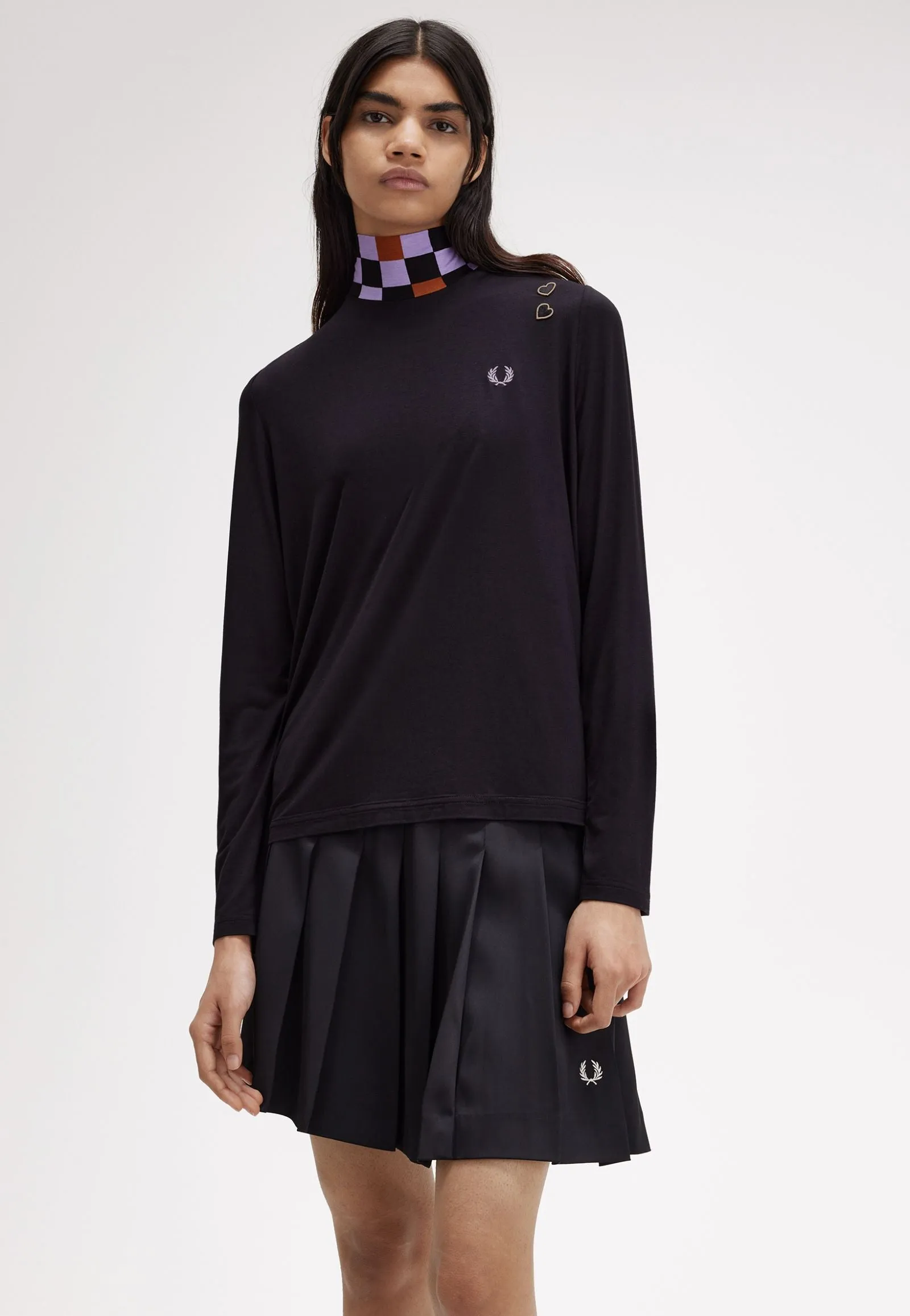 Professional Outfit Fred Perry x Amy Winehouse - Printed Trim High Neck Black - Longsleeve