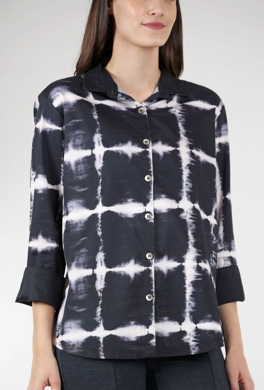 Quine Shirt, Ink Petra Dye Cropped Style