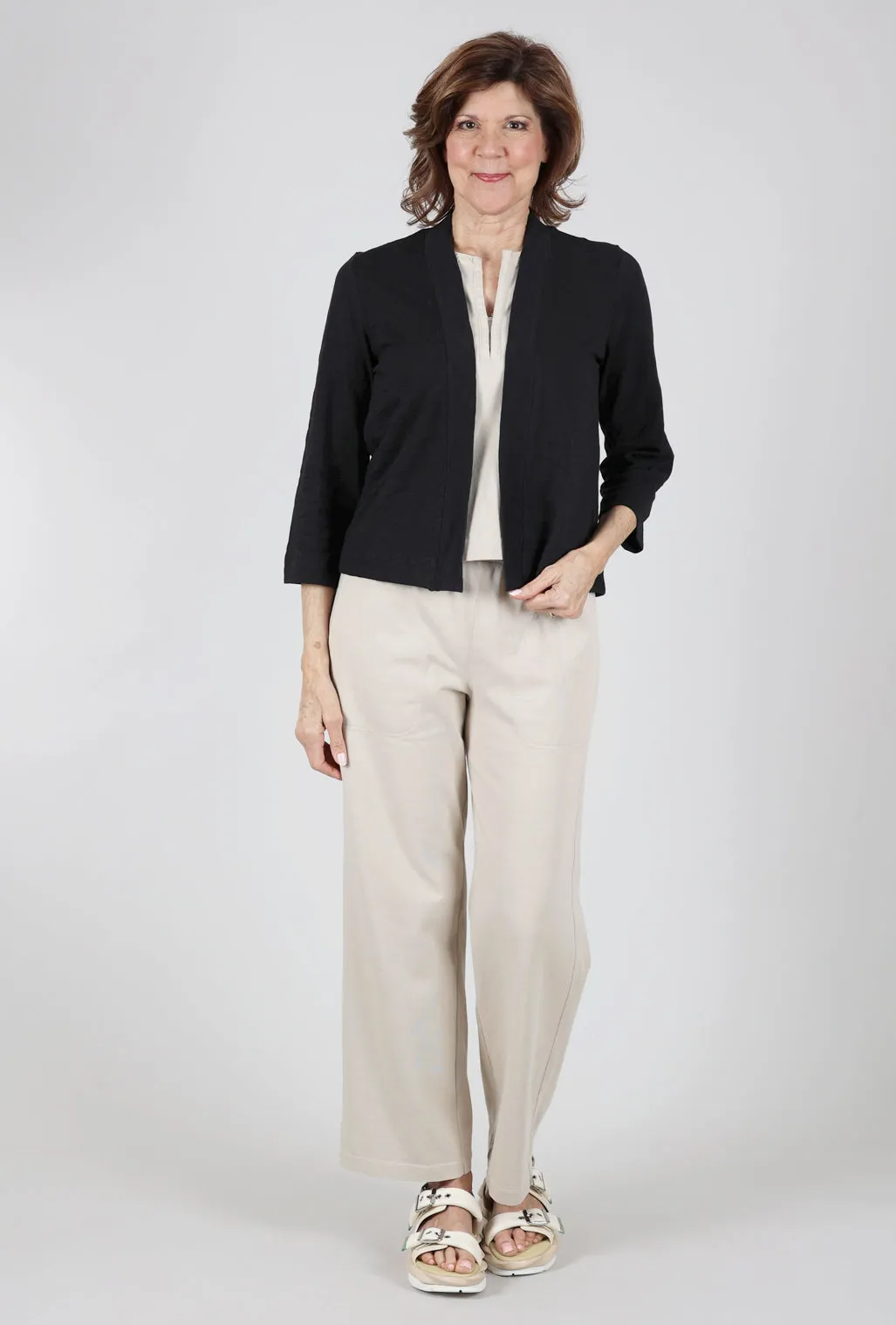 Relaxed Design Easy Open Cardie, Black