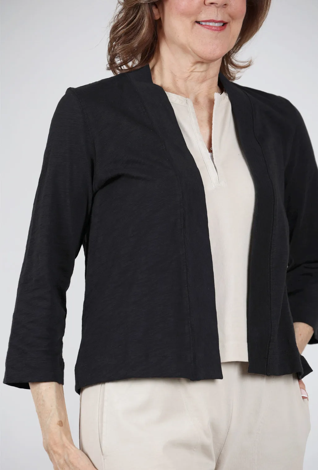 Relaxed Design Easy Open Cardie, Black