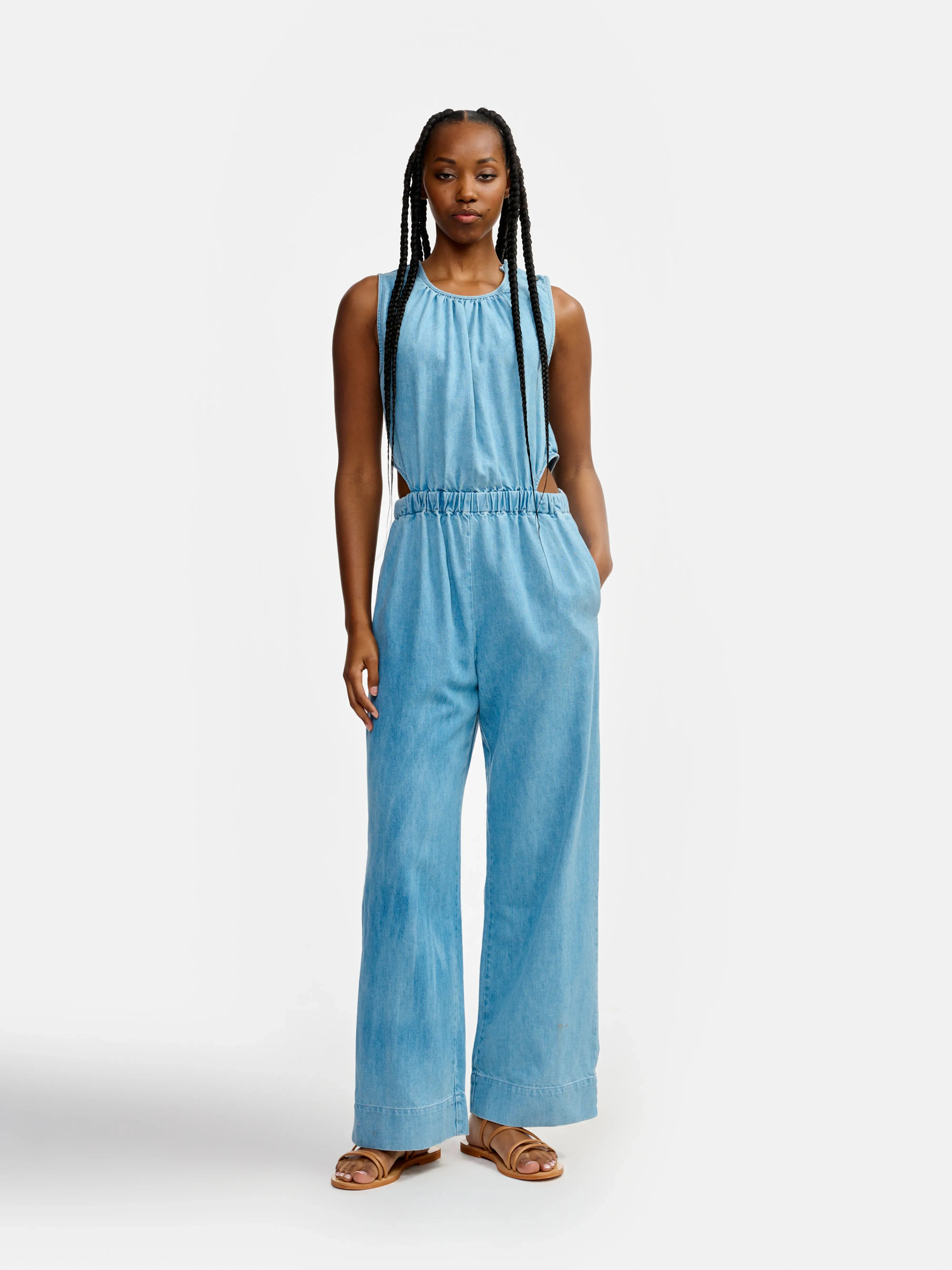 ruffled hem papaye jumpsuit (241 / W / LT BLUE BLEACH)