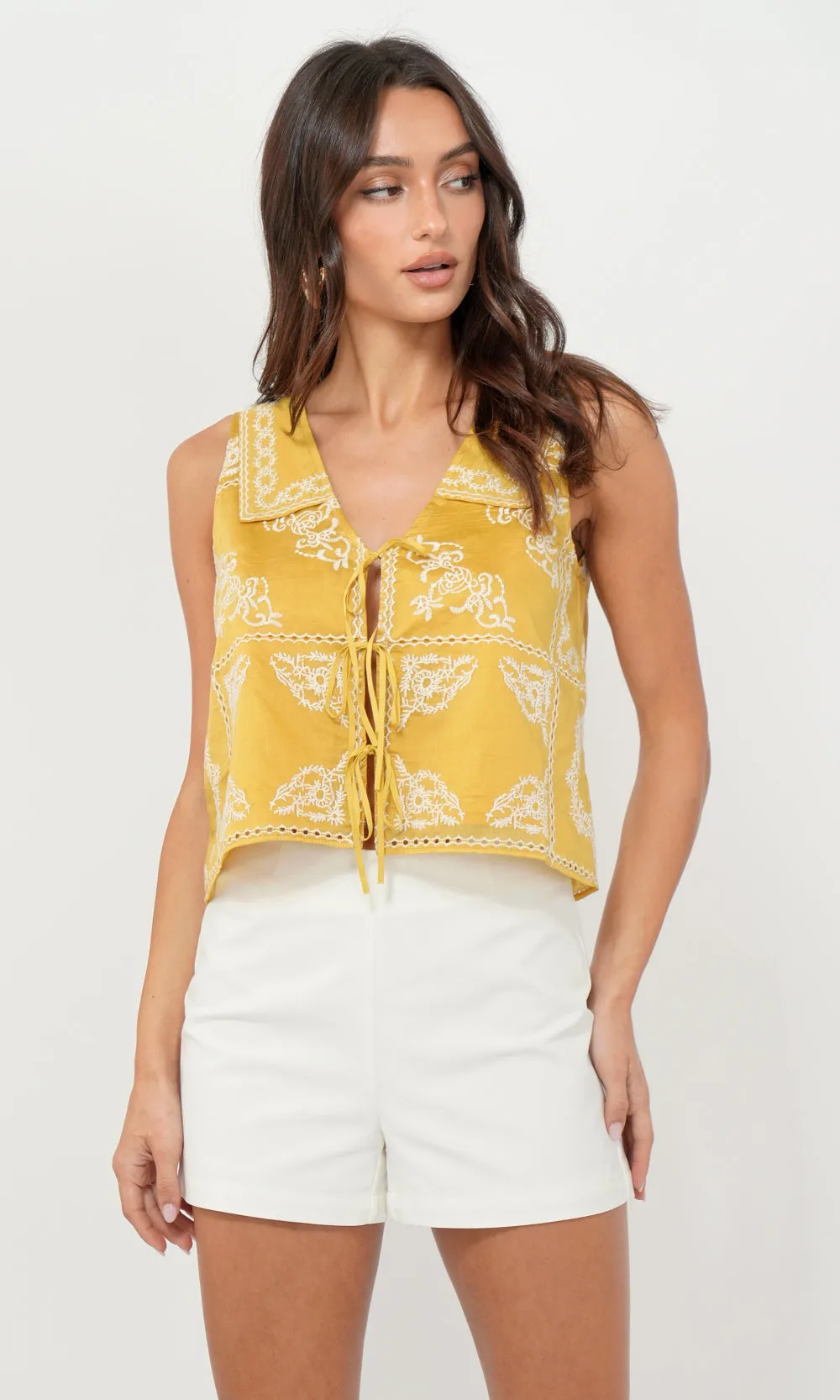 Santia Embroidered Tie Front Top w/ Collar Timeless Style