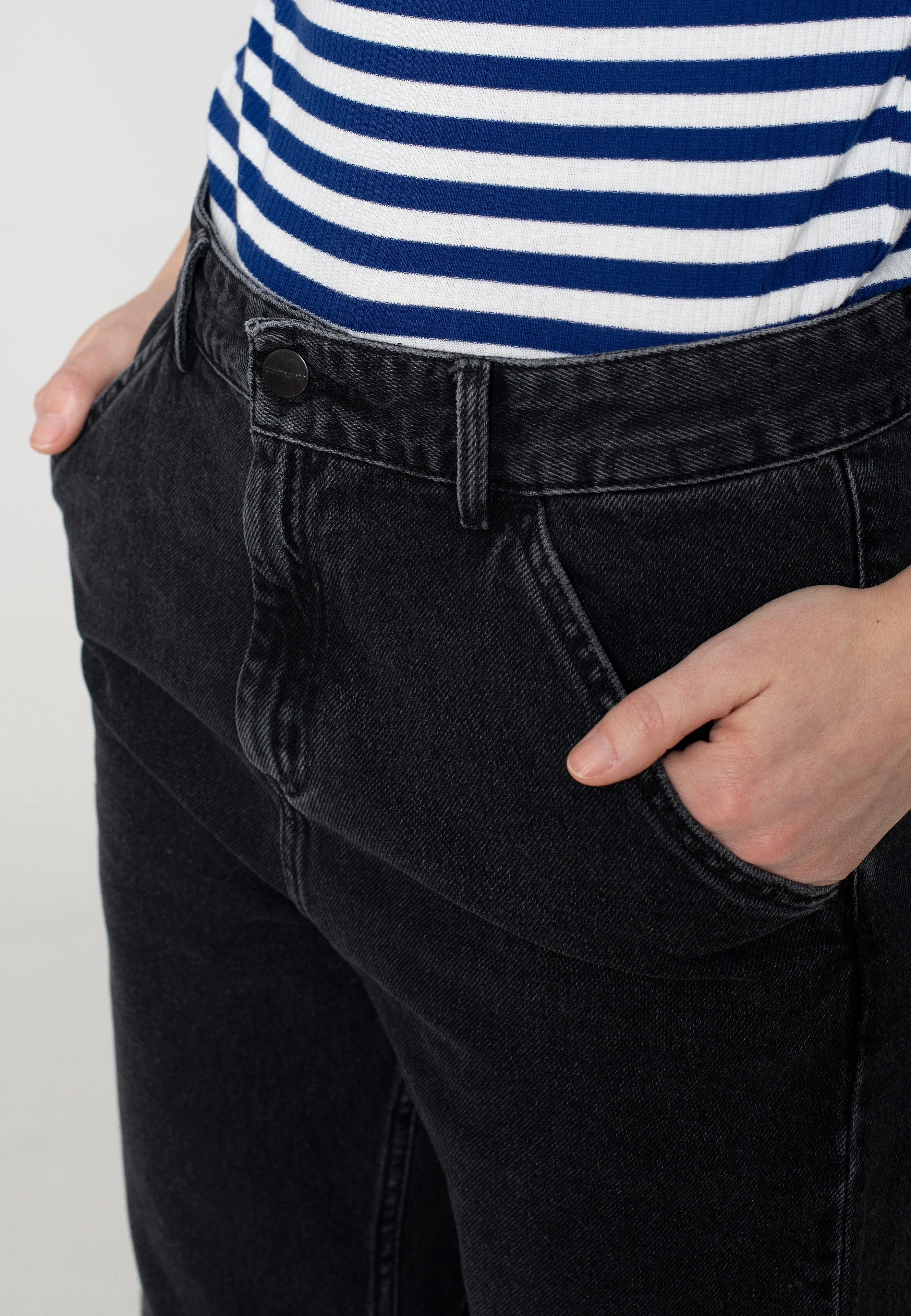 Sharp Profile Carhartt WIP - W' Simple Stone Washed Black - Jeans