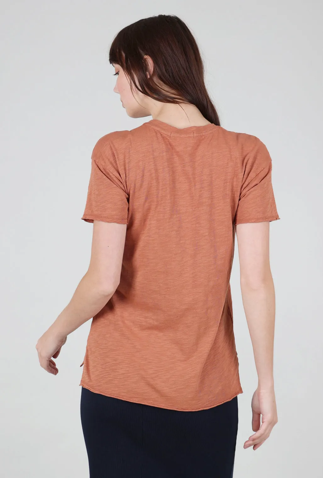 Short-Sleeve Step-Hem Crewneck Tee, Baked Clay Warm Weather Wear