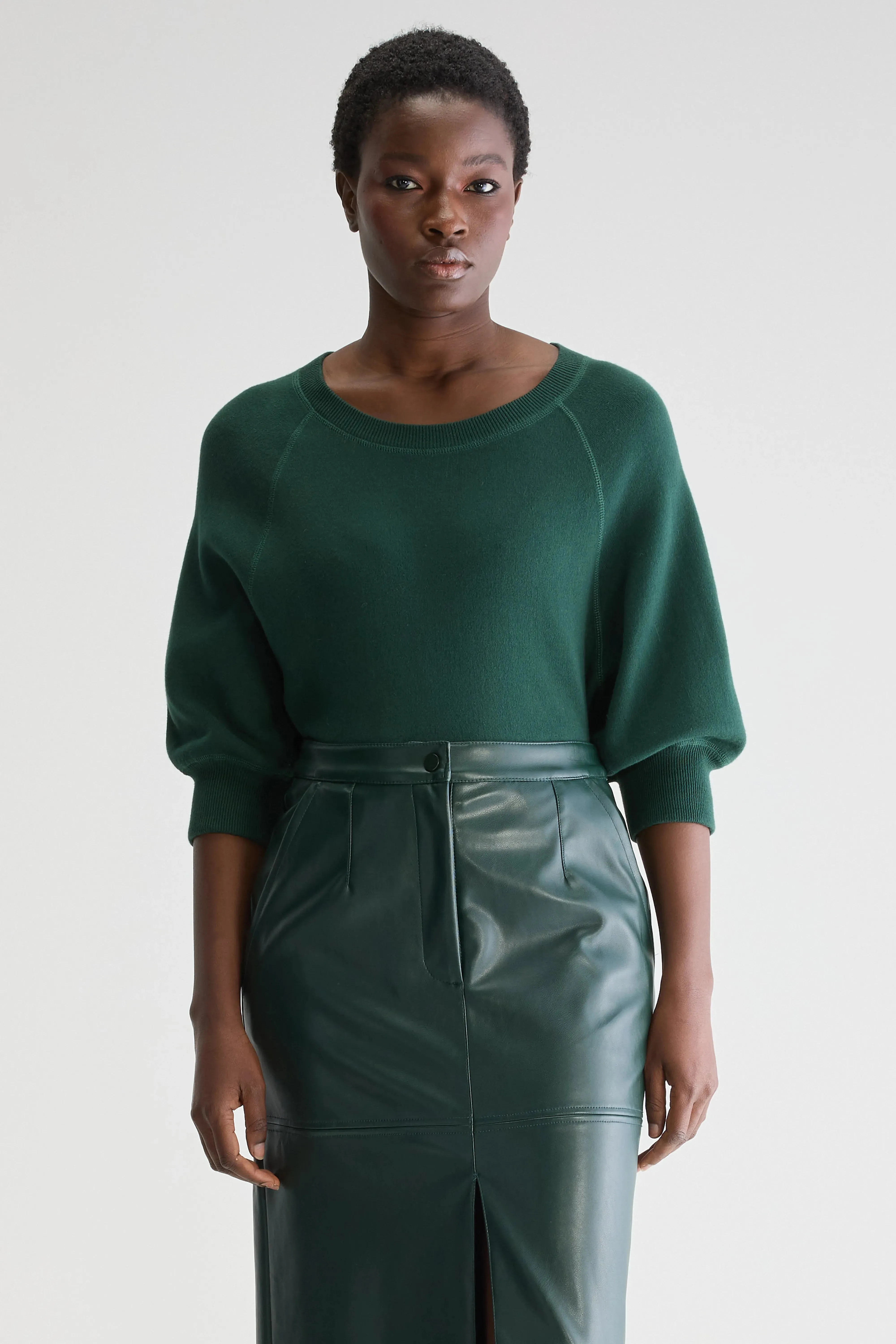Simple apparel Anglet crewneck sweater (251 / W / BOTANICA)