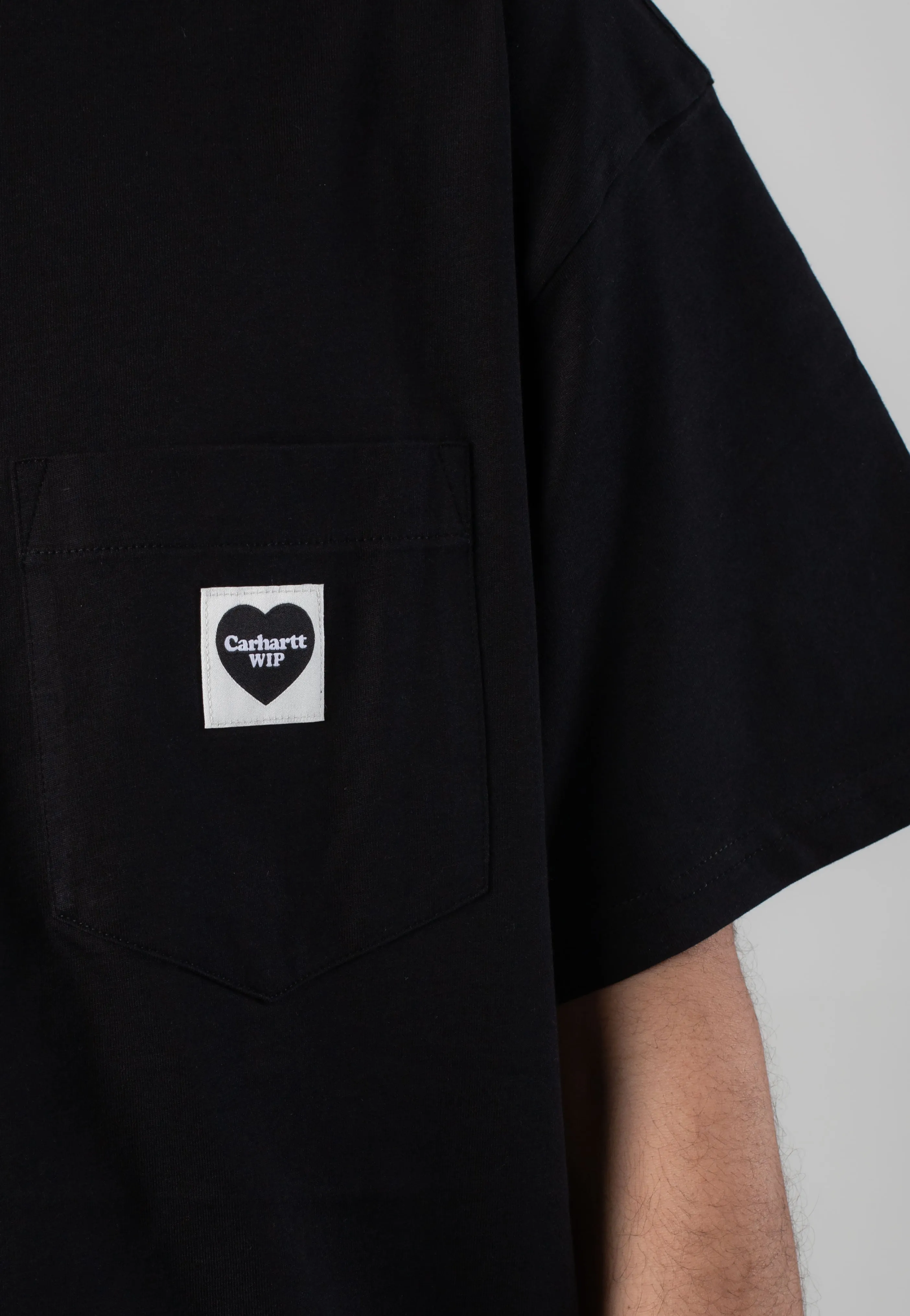 Sleek Design Carhartt WIP - Pocket Heart Black/Black - T-Shirt