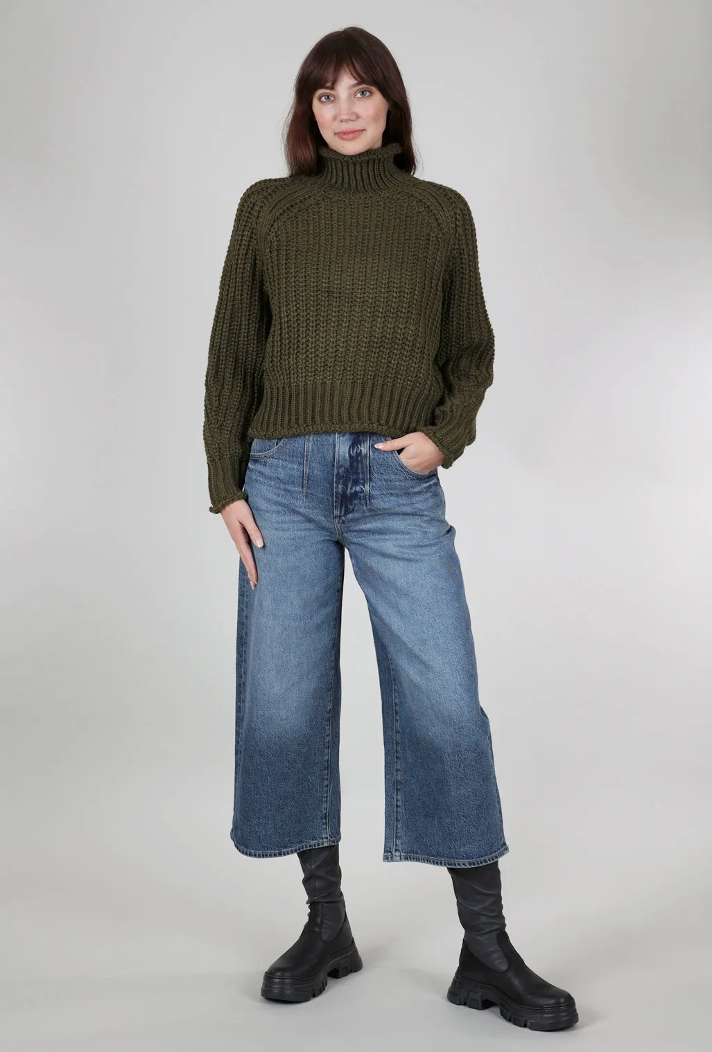 Sleek Design Scarlett High Rise Gaucho Denim, District Blue