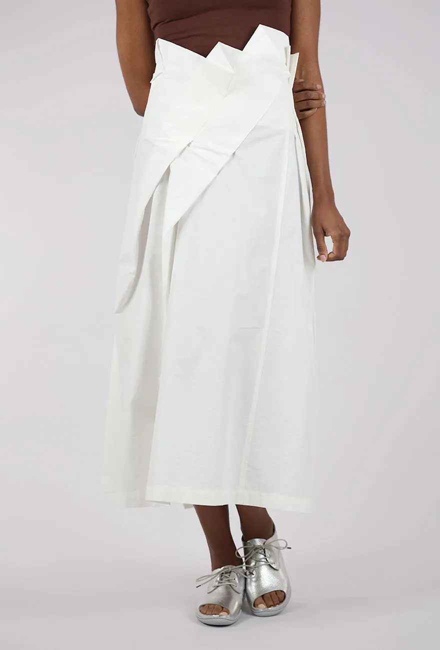 Sleek modern Gather Waist Skirt, White