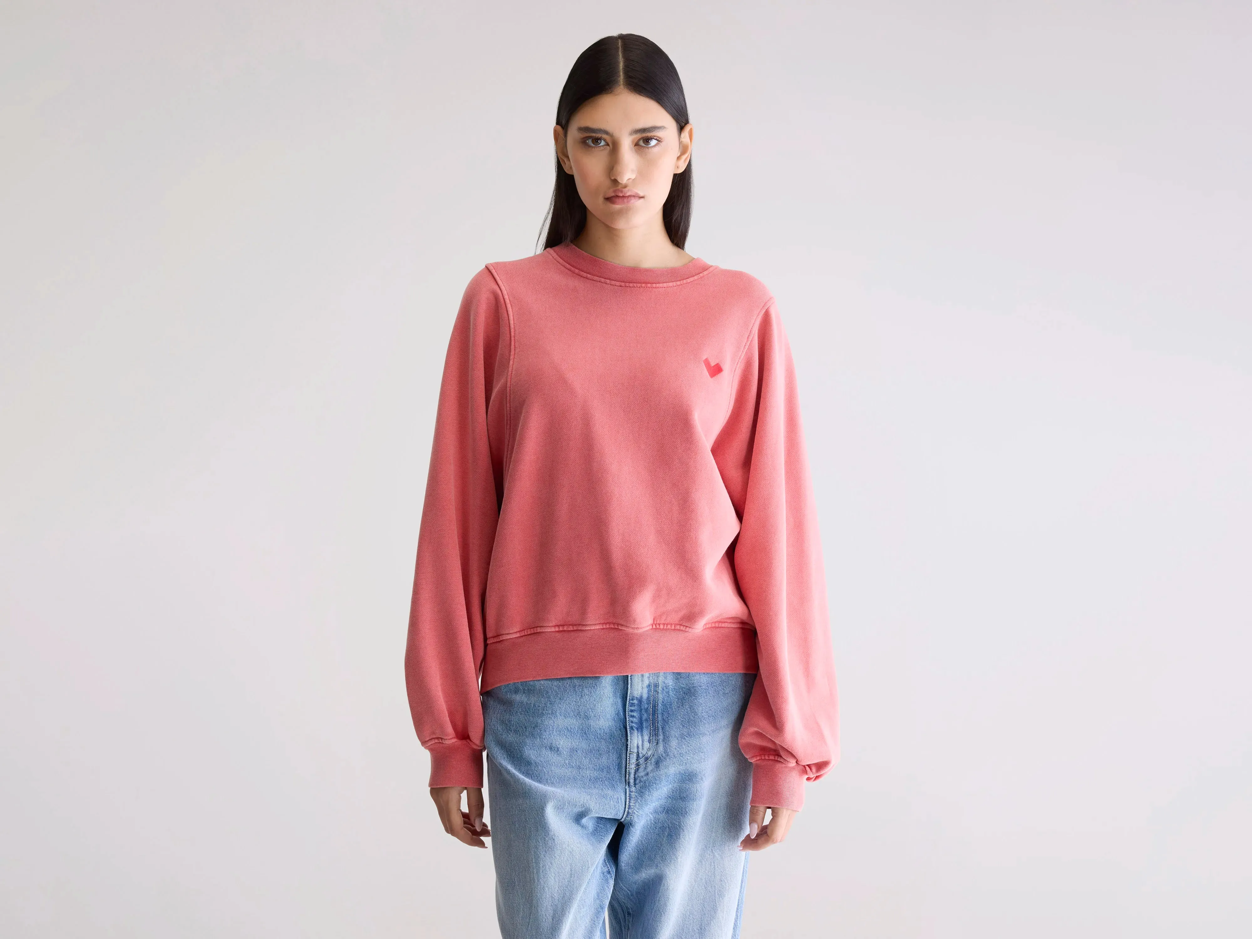 Filosa crewneck sweatshirt (252 / W / SANGUINE) Layer Comfort product bead charm