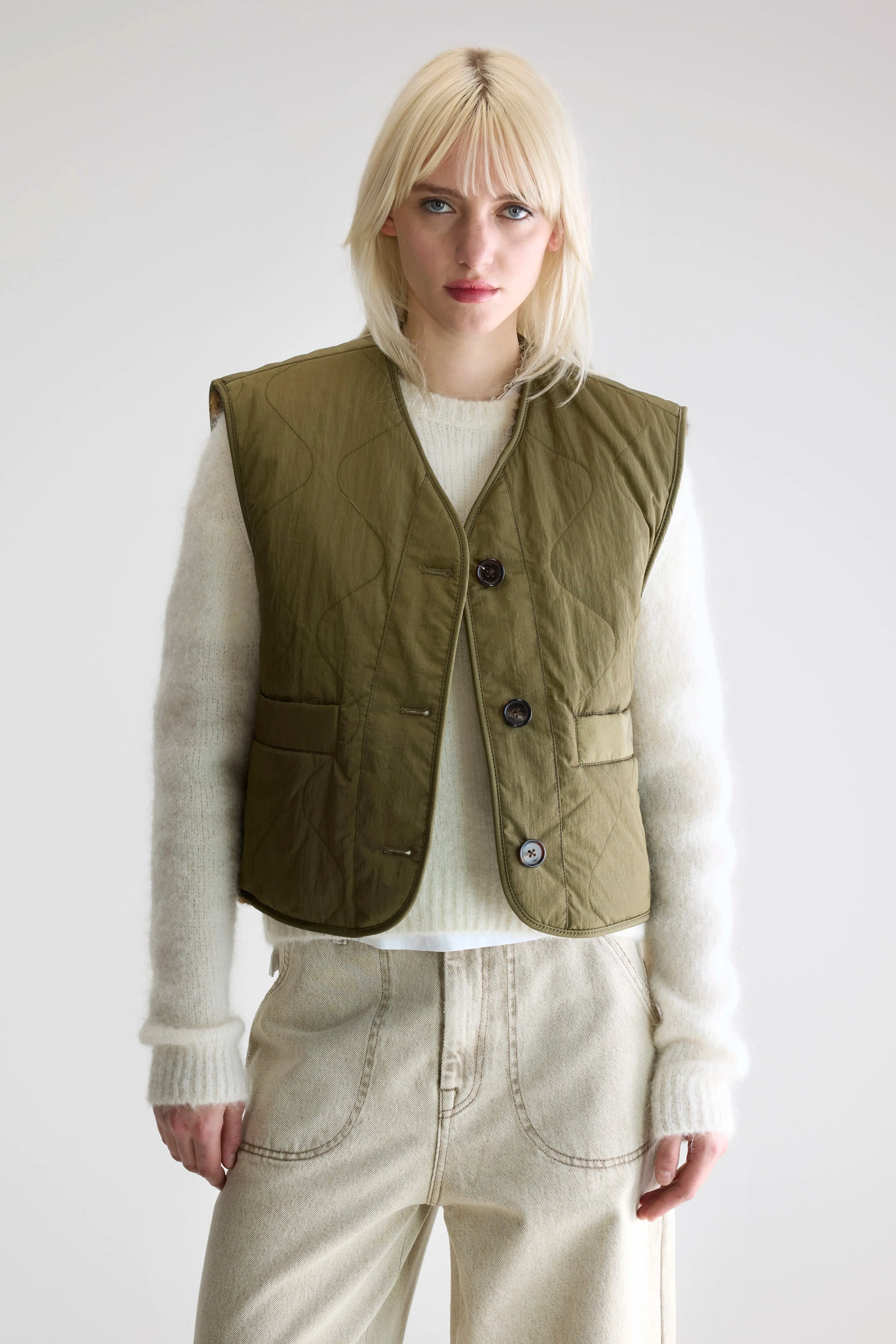 Smooth Layer Look Eloise sleeveless jacket (252 / W / ARMY)