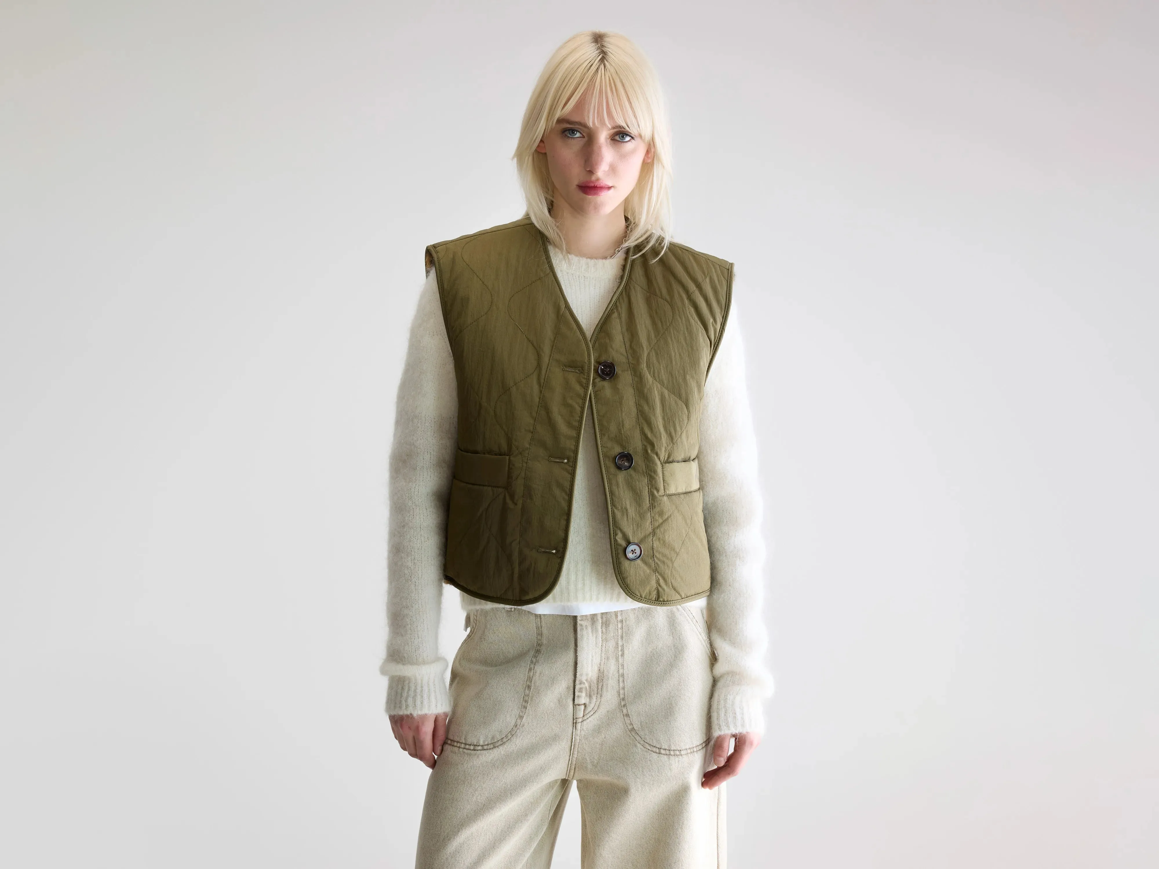 Eloise sleeveless jacket (252 / W / ARMY) Extra Layer Piece Subtle Fashion Fit