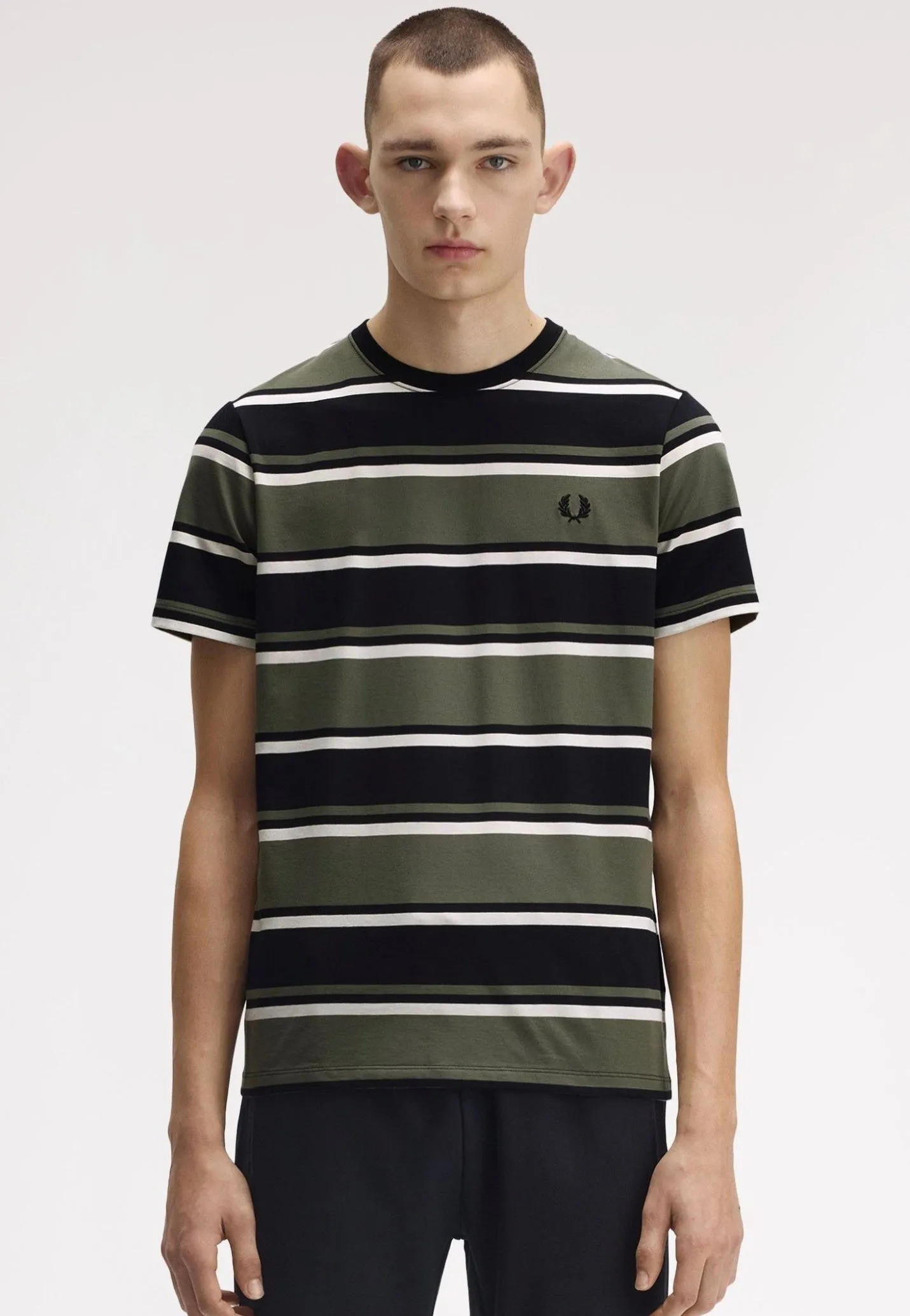 Soft Touching Fred Perry - Bold Striped Black - T-Shirt