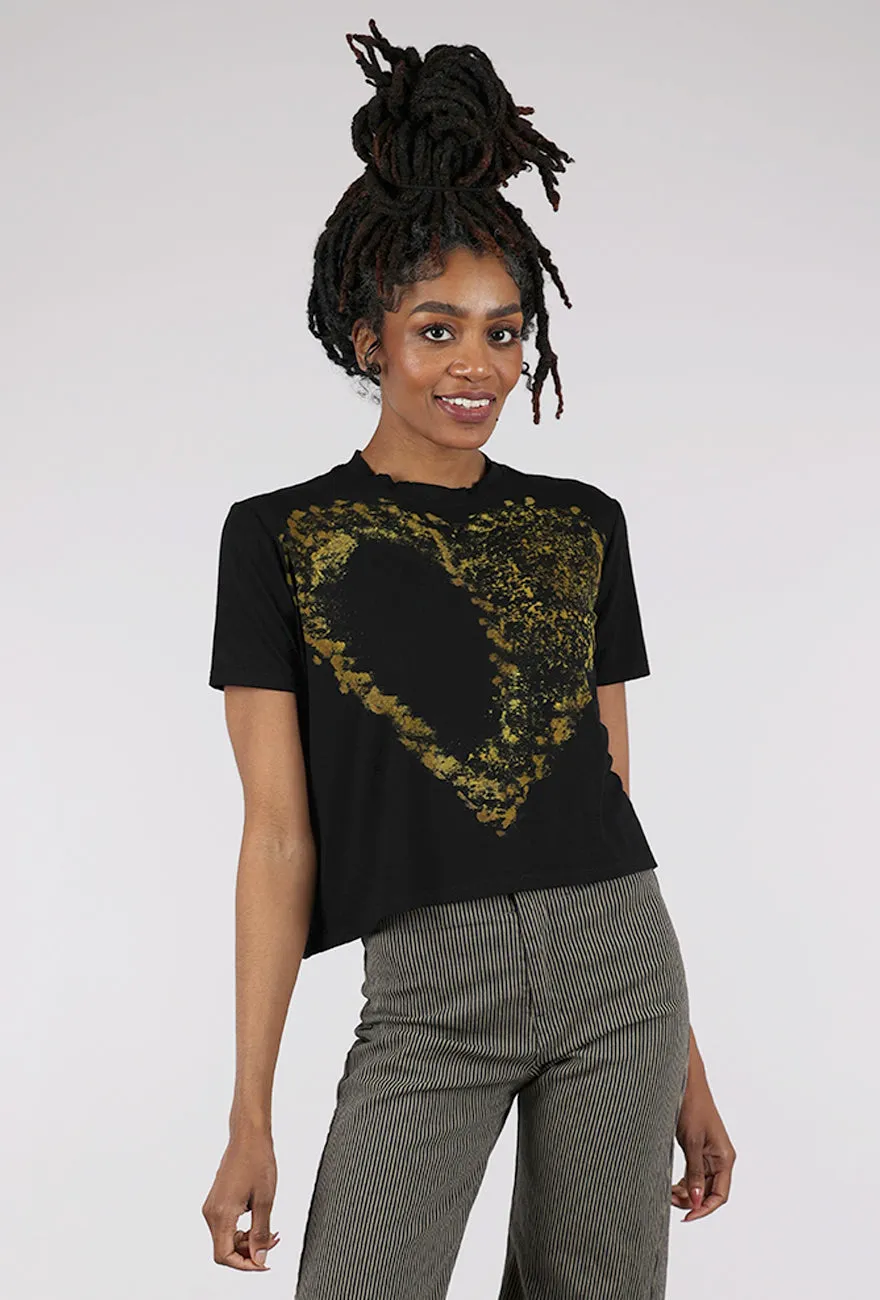 S/S Crop Heart Tee, Black/Yellow Holiday Casual Outdoor Activity