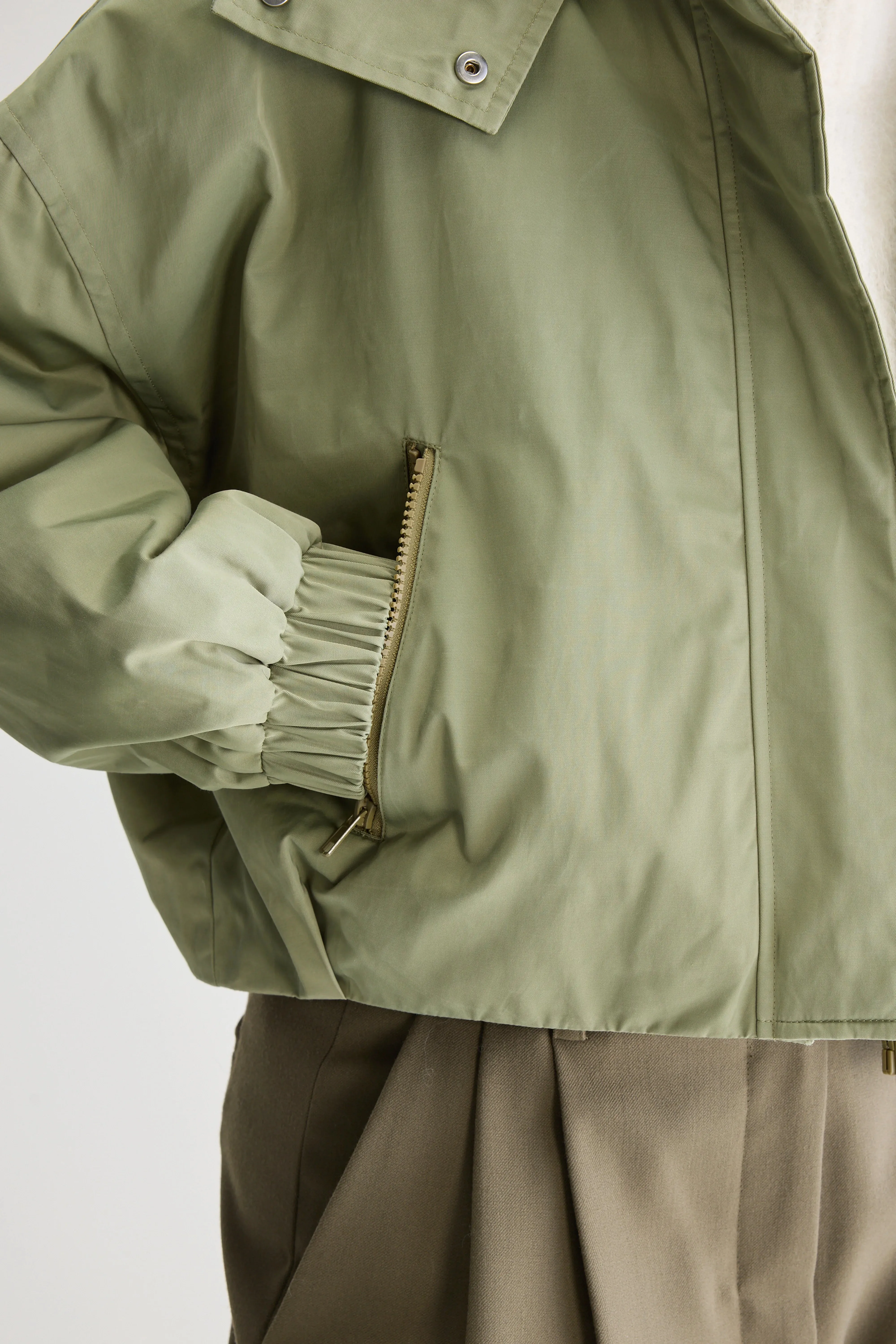 Storm Ready Herna relaxed jacket (251 / W / SAUGE)