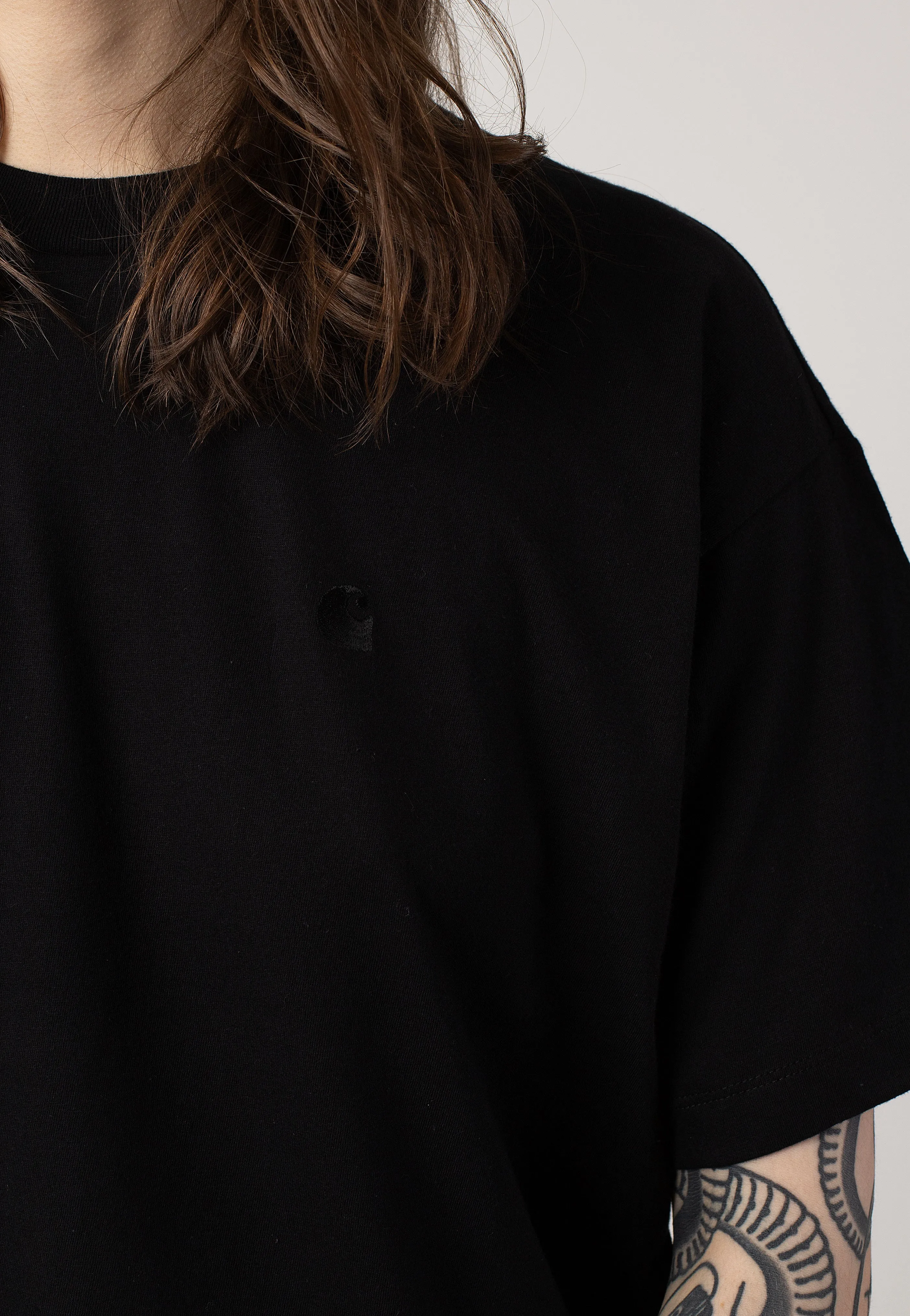 Top-rated products and excellent Carhartt WIP - W' Chester Black - T-Shirt