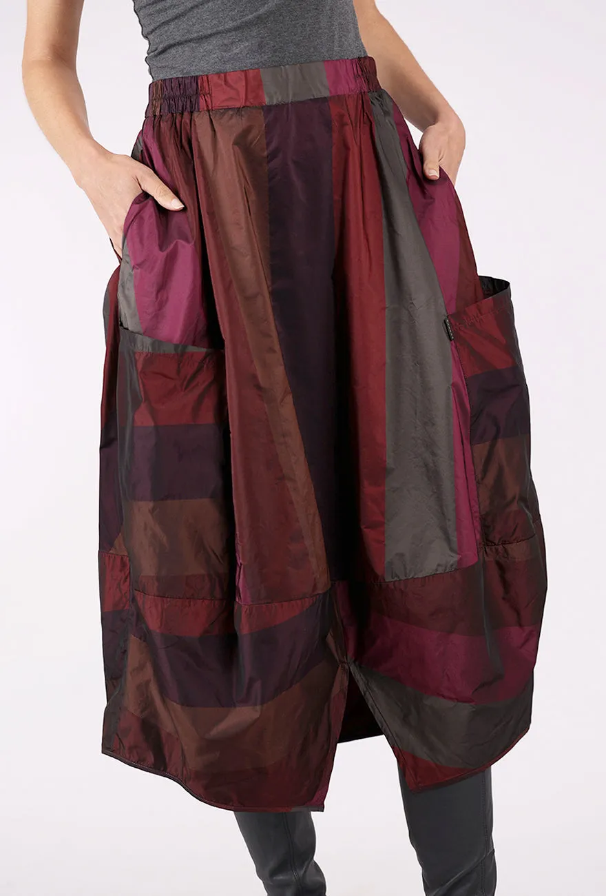 Travel Friendly Crimson Skirt, Dark Scarlet