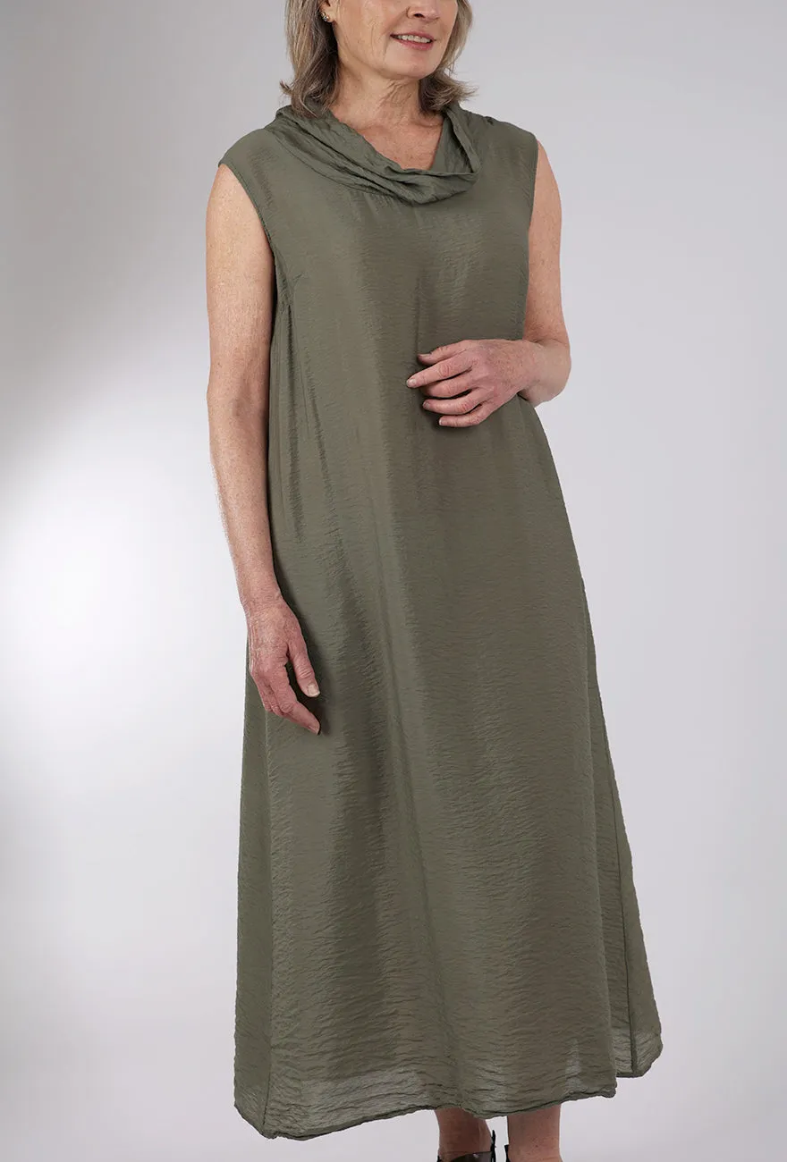 Trend - Setting Parachute Cowl Maxi Dress, Clay