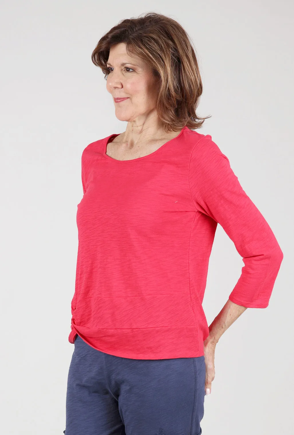 Trendy Vibes Cotton Pebble Side Twist Tee, Rose
