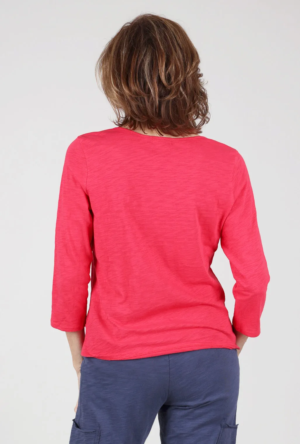 Trendy Vibes Cotton Pebble Side Twist Tee, Rose