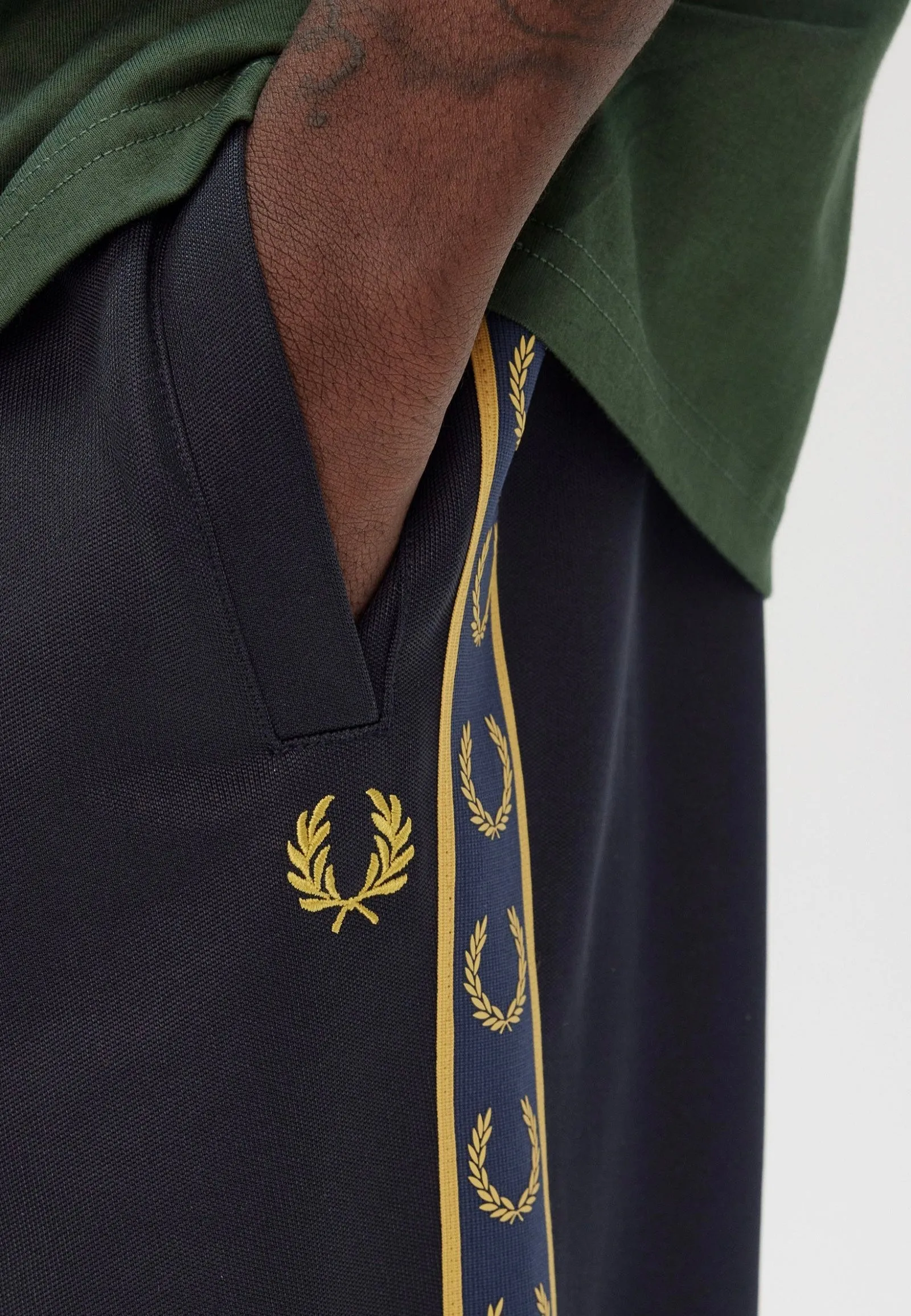 Trendy Wear Fred Perry - Contrast Tape Track Navy/Honeycomb - Pants