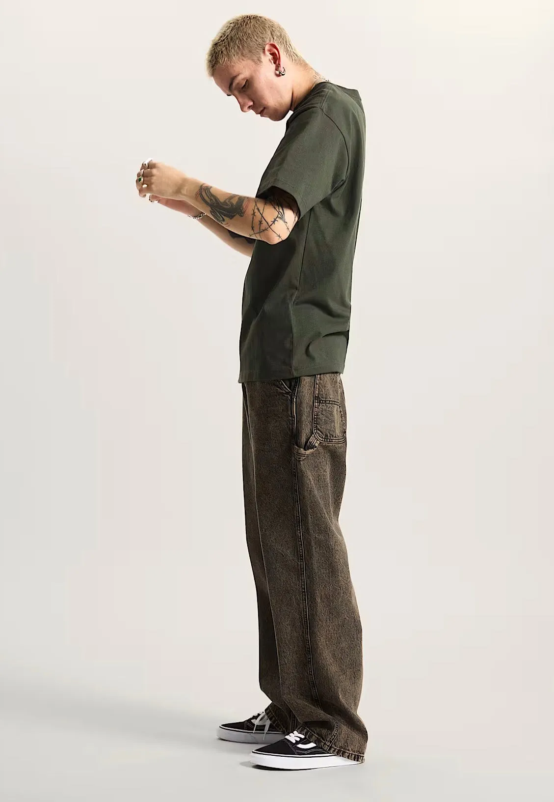 Urban Casual Vans - Left Chest II Loose Dried Kelp - T-Shirt