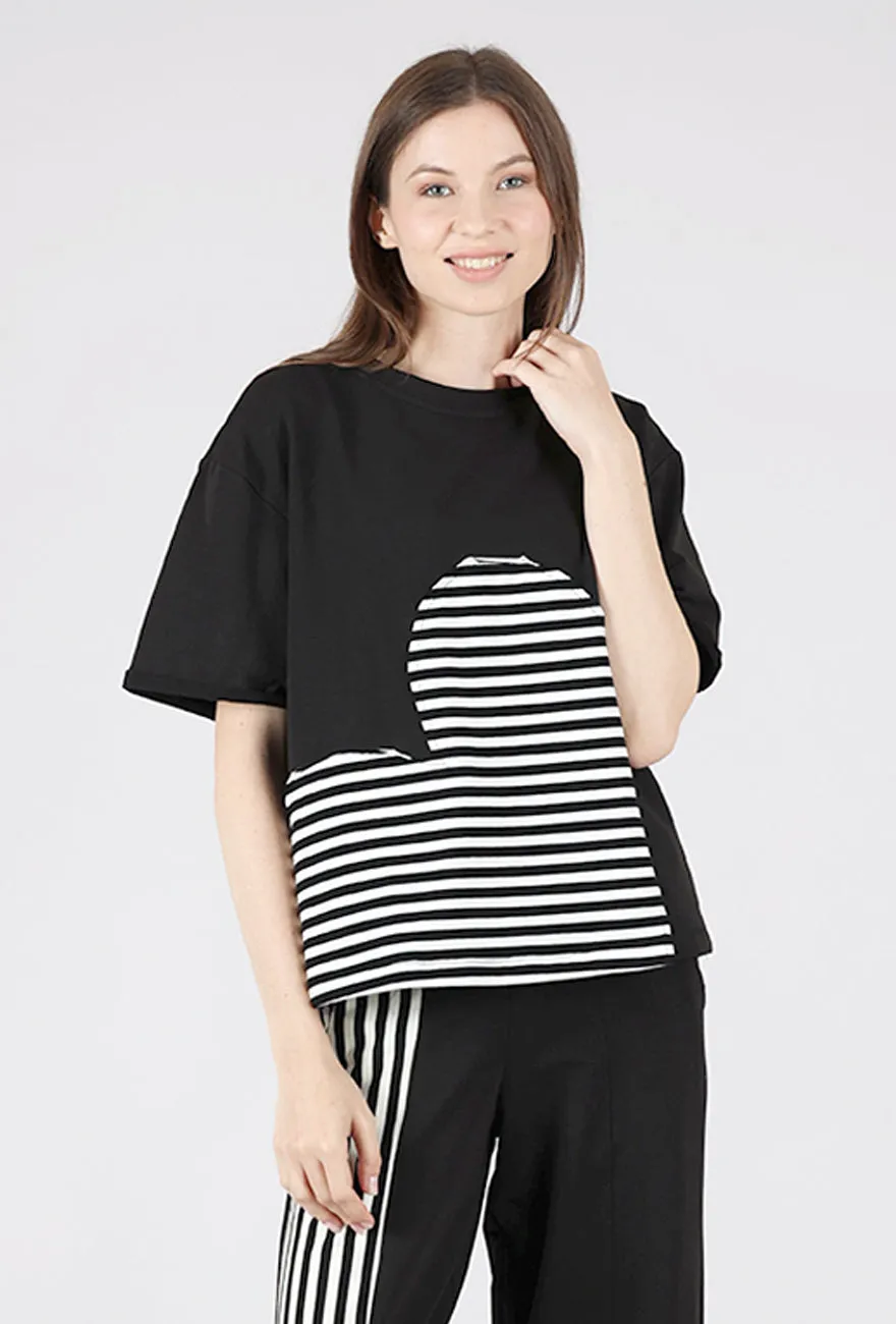 Stripe Heart Tee, Black Versatile Style Trend