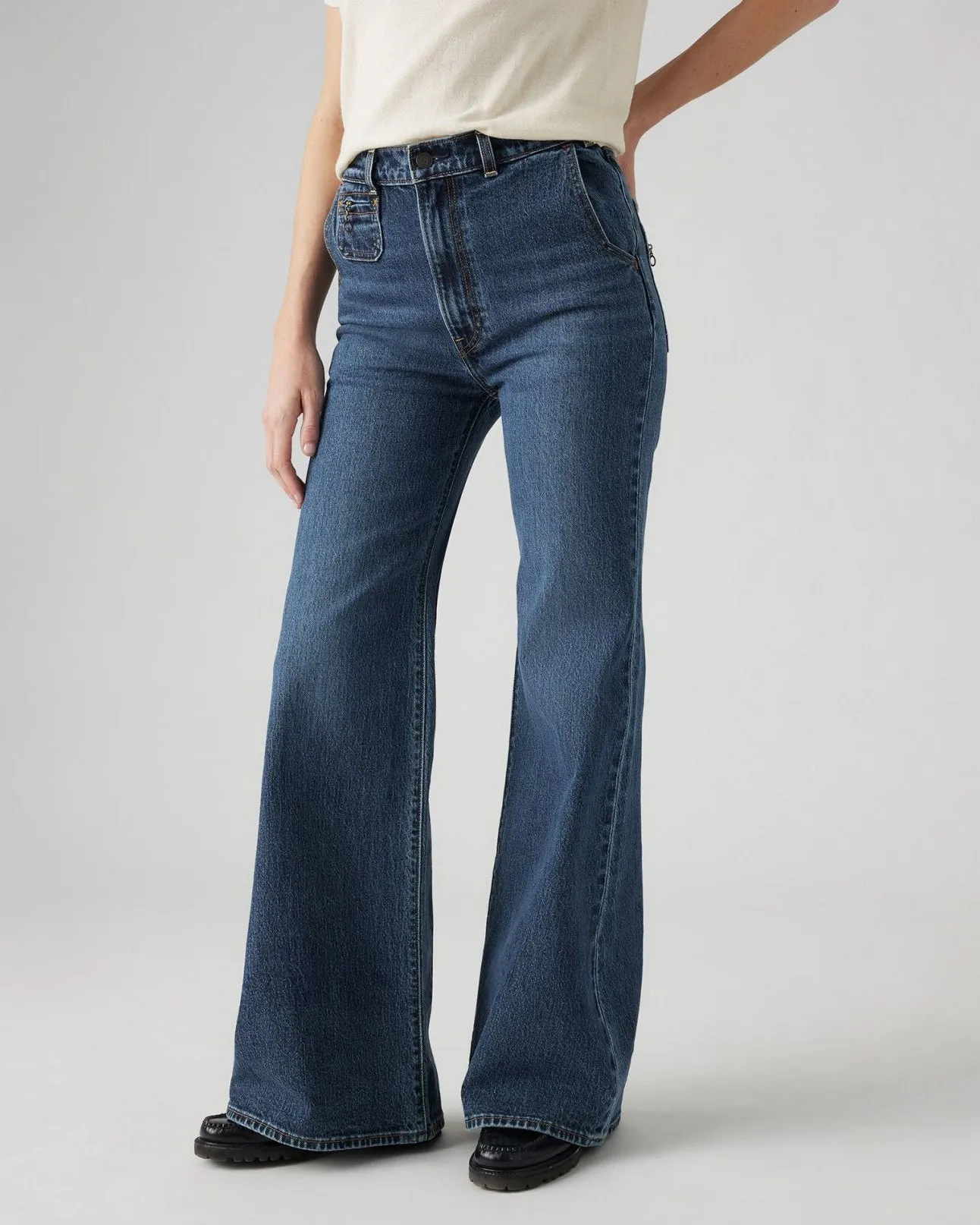 Levi's Womens Ribcage Bells Vintage Flared Jeans - Moment Of The Month | Levi's Jeans | JEANSTORE