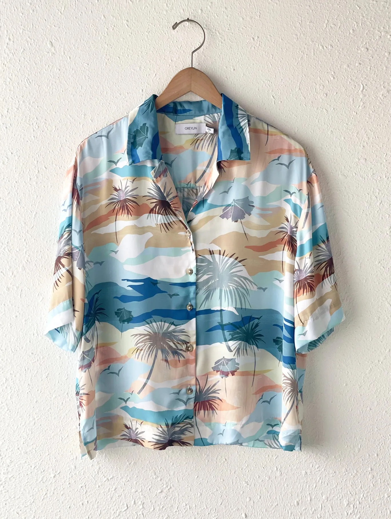Vacation Button Down Shirt Spring Essentials