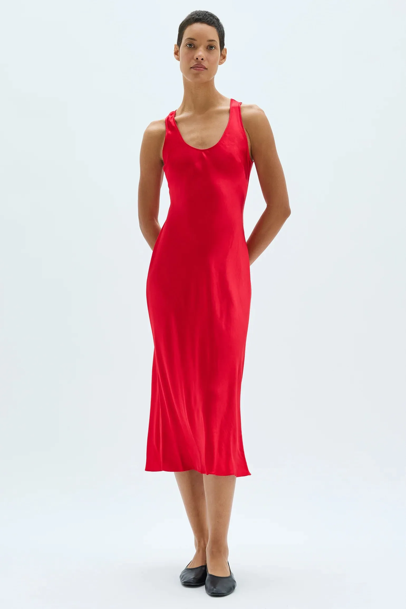 Polished Form Valentina Scarlet Midi Dress