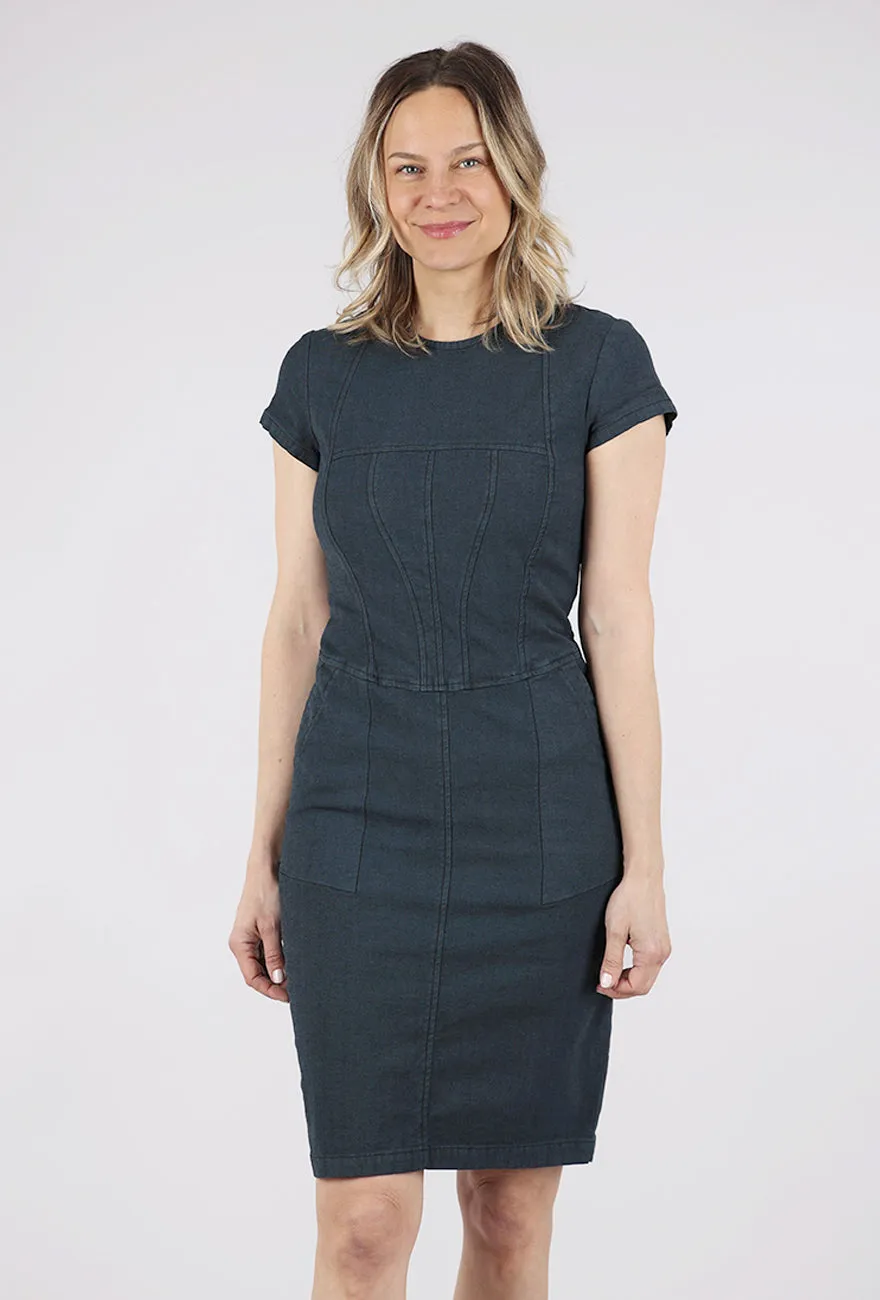 Urban Feel Valkyrie Dress, Cruiseliner