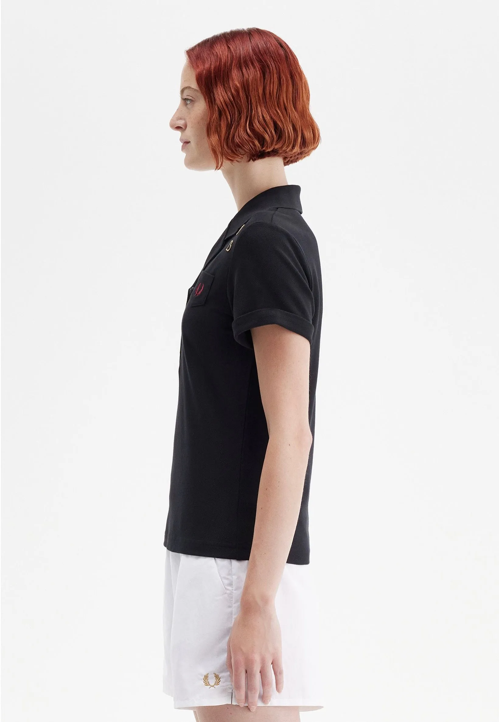 Versatile Chic Fit Fred Perry x Amy Winehouse - Pocket Detail Black - Polo