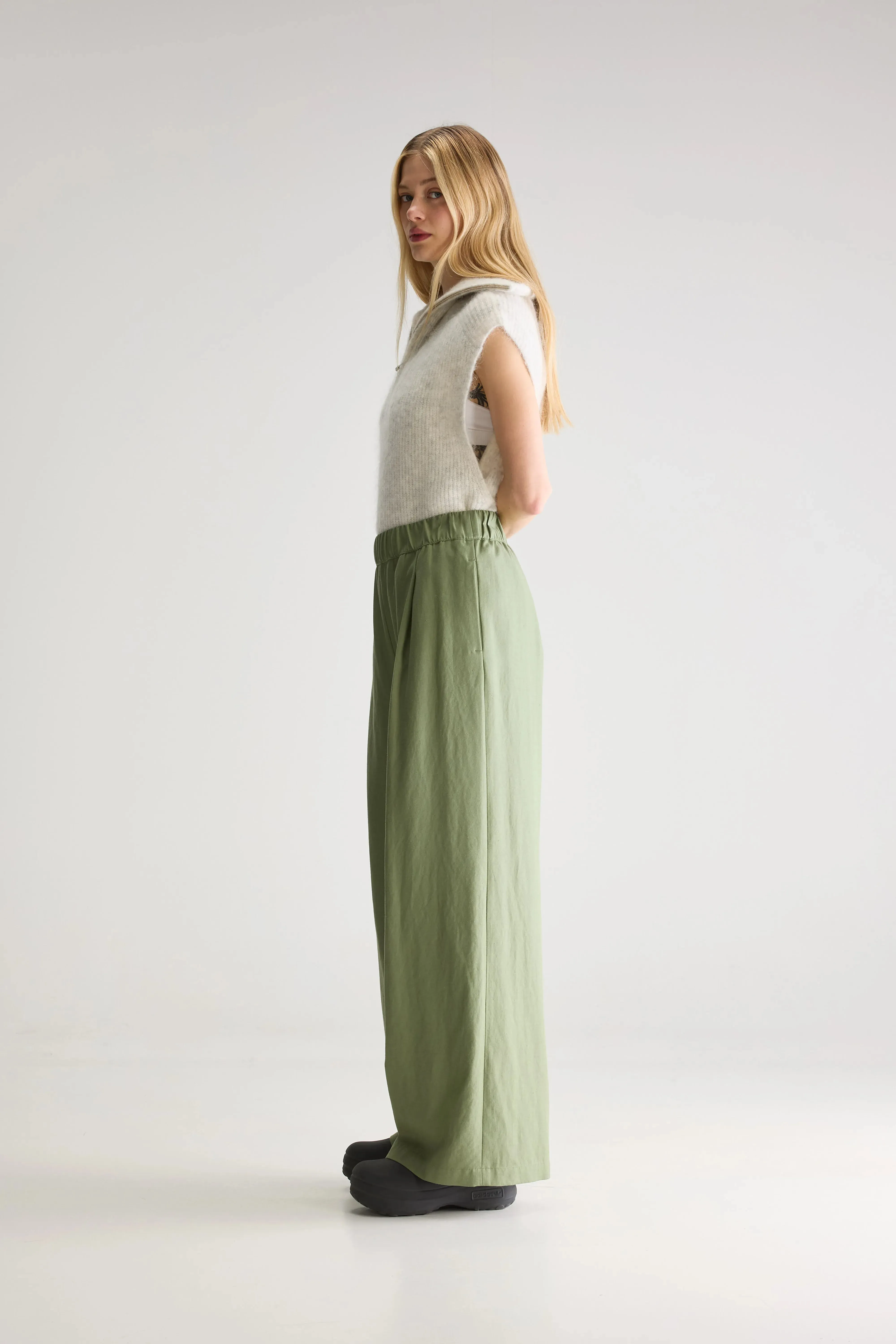 Vezza wide trousers (251 / W / JEEP) Daily Fit