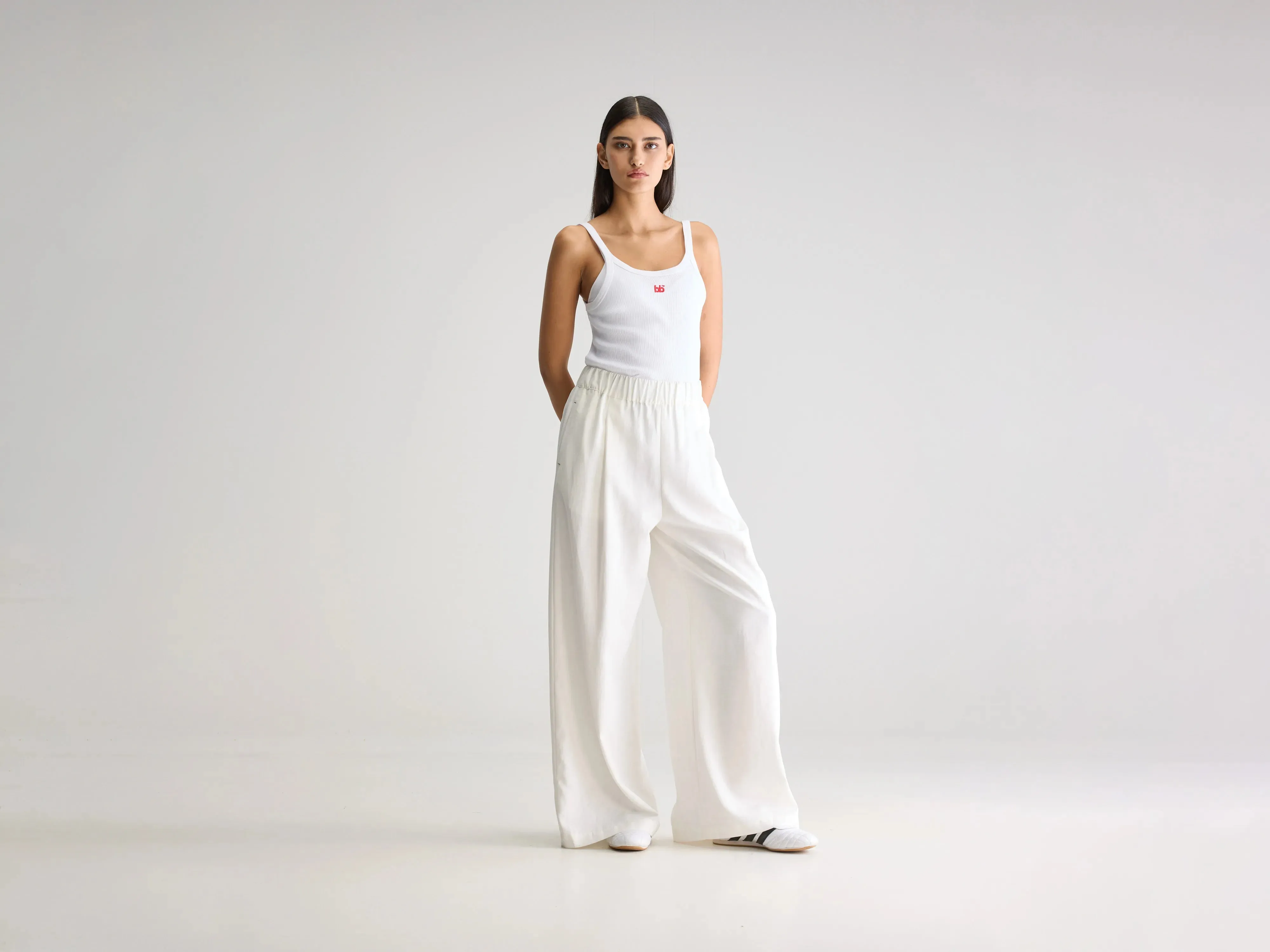 Multi Purpose Vezza wide trousers (251 / W / WHITE)