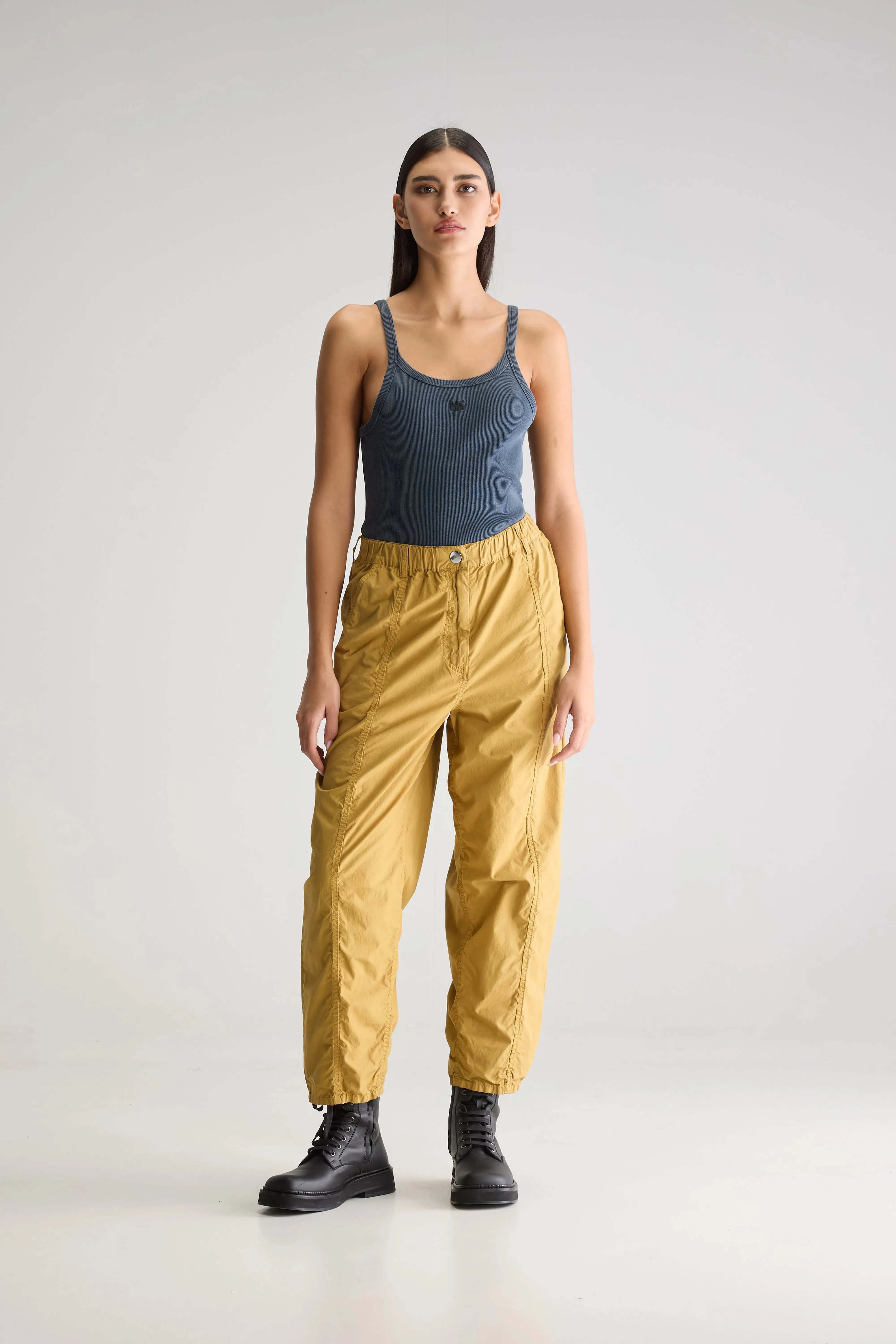 Wesly relaxed trousers (251 / W / PALE KHAKI) Stylish Waist