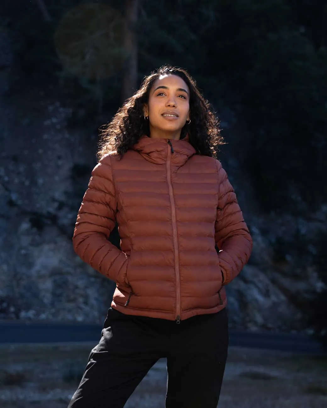 Women's Gale ACT Puffer Hoodie Riveted detail
