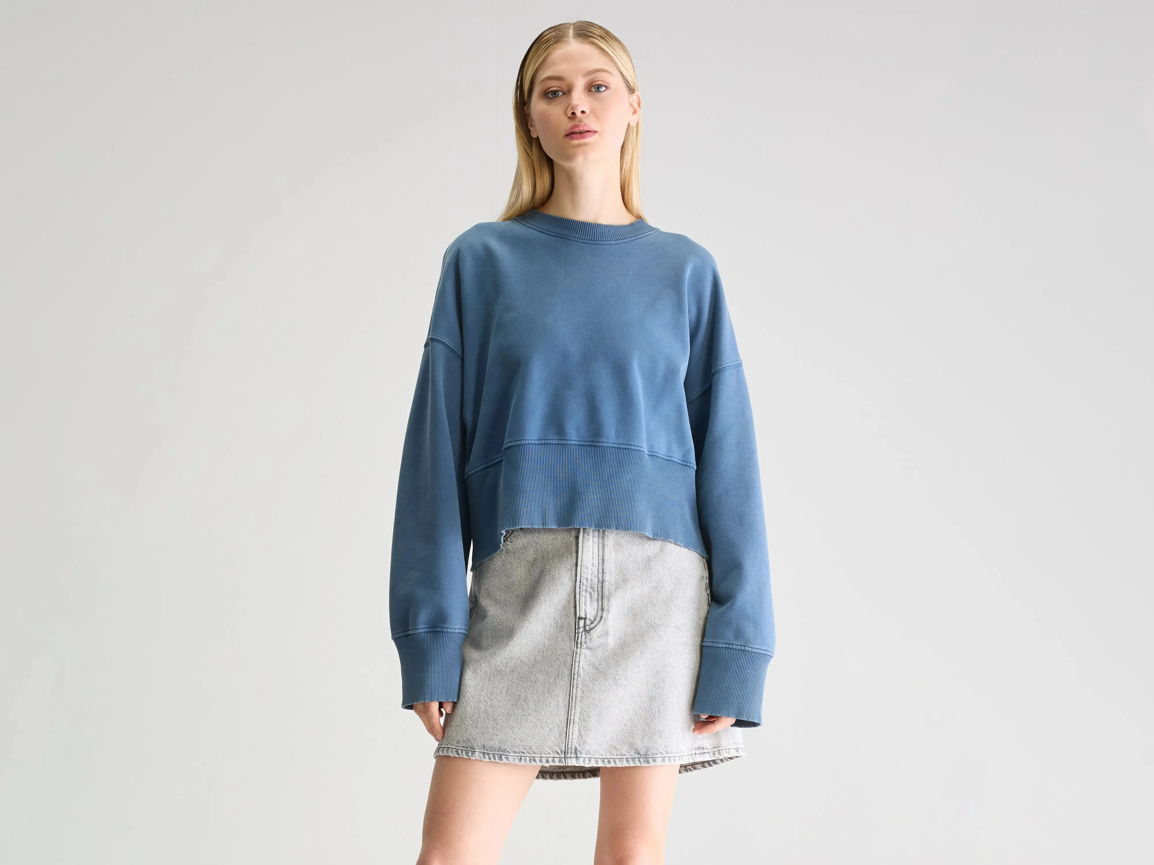 Matte Finish Slenni crewneck sweatshirt (251 / W / BLUE JEANS)