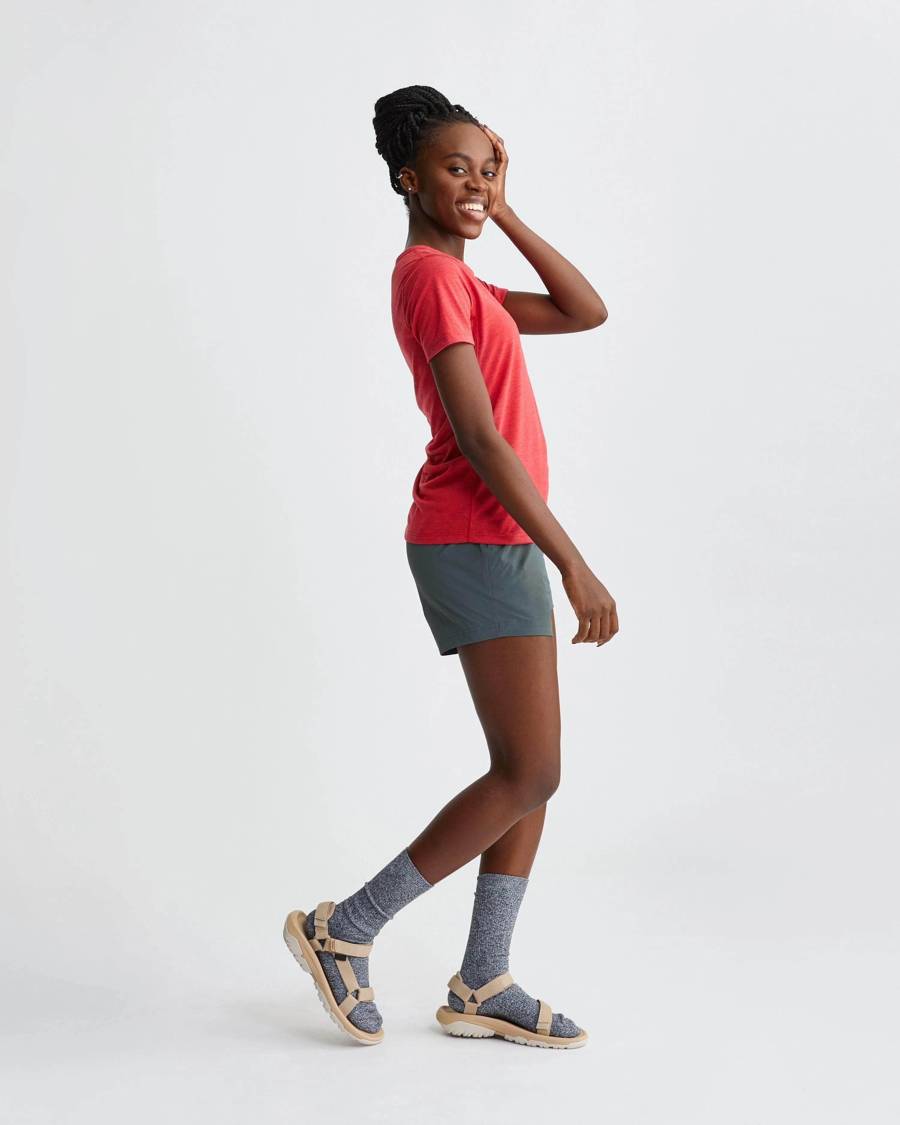 On-the-Go Fashion Street Trend Look W's Daymaker Tee- Barrel